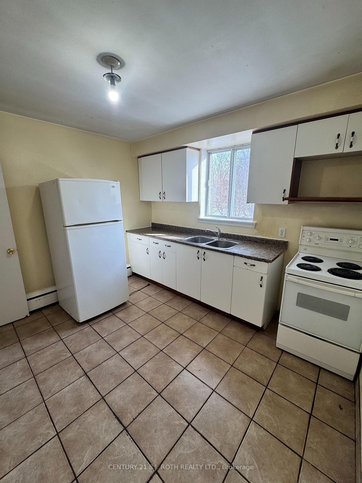 13 Queen Street Unit 6 photo 4
