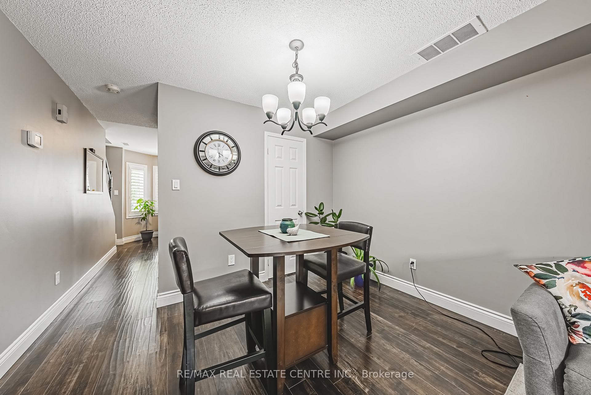 266 LIMERIDGE Road Unit 3 photo 14
