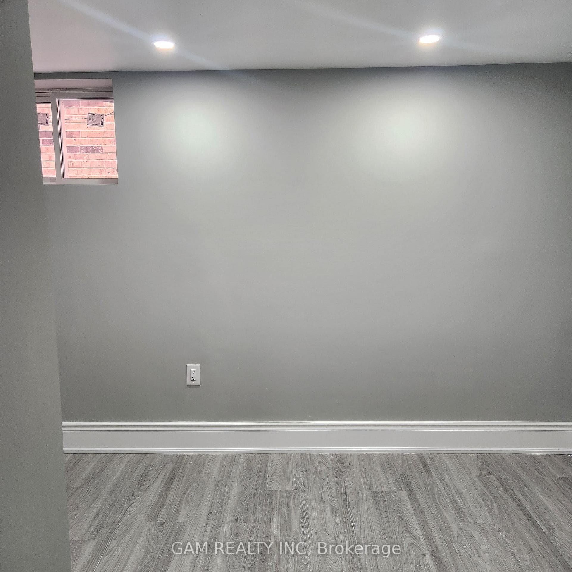 58 Ebby Avenue Unit lower photo 9