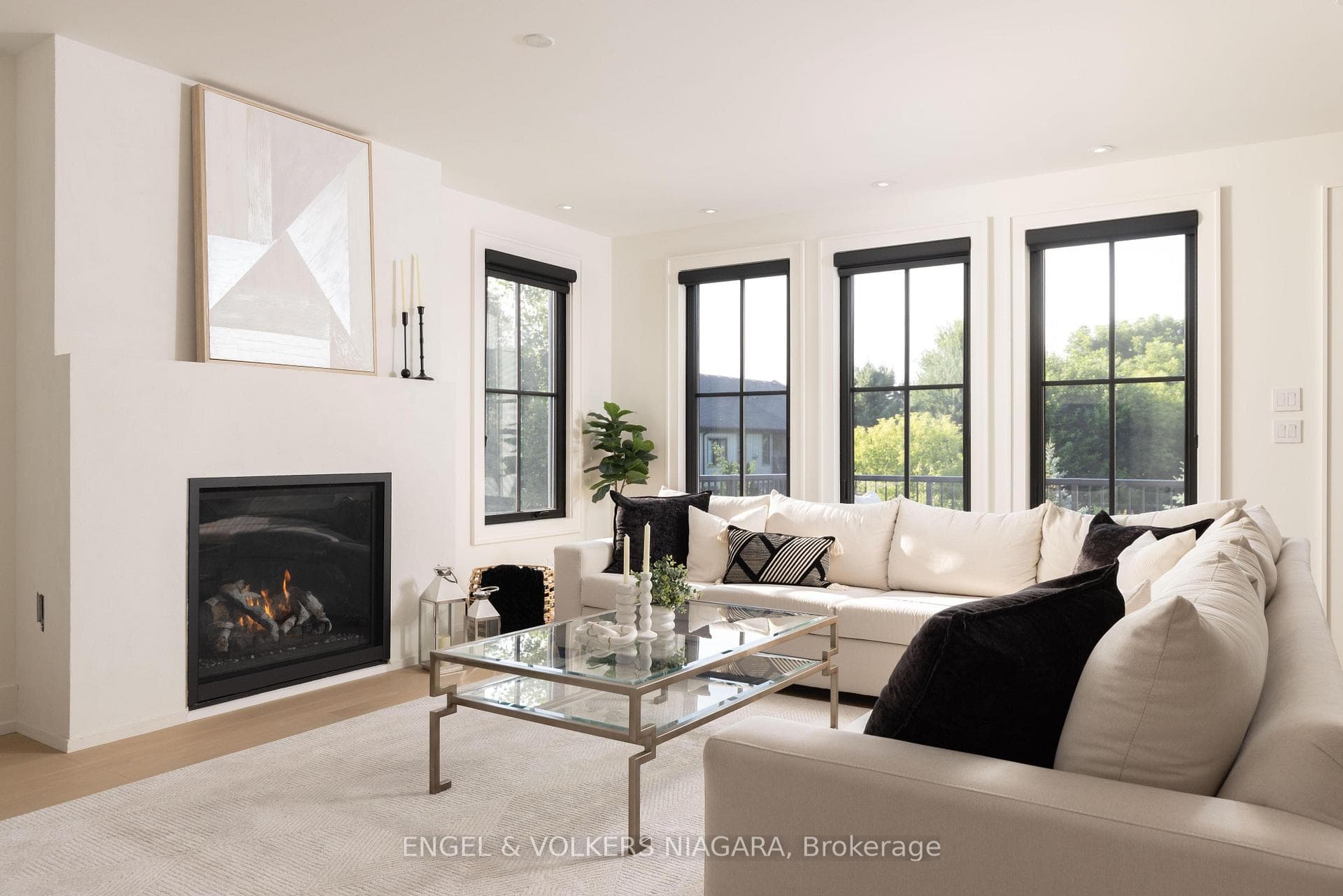 6 Fedorkow Lane photo 6