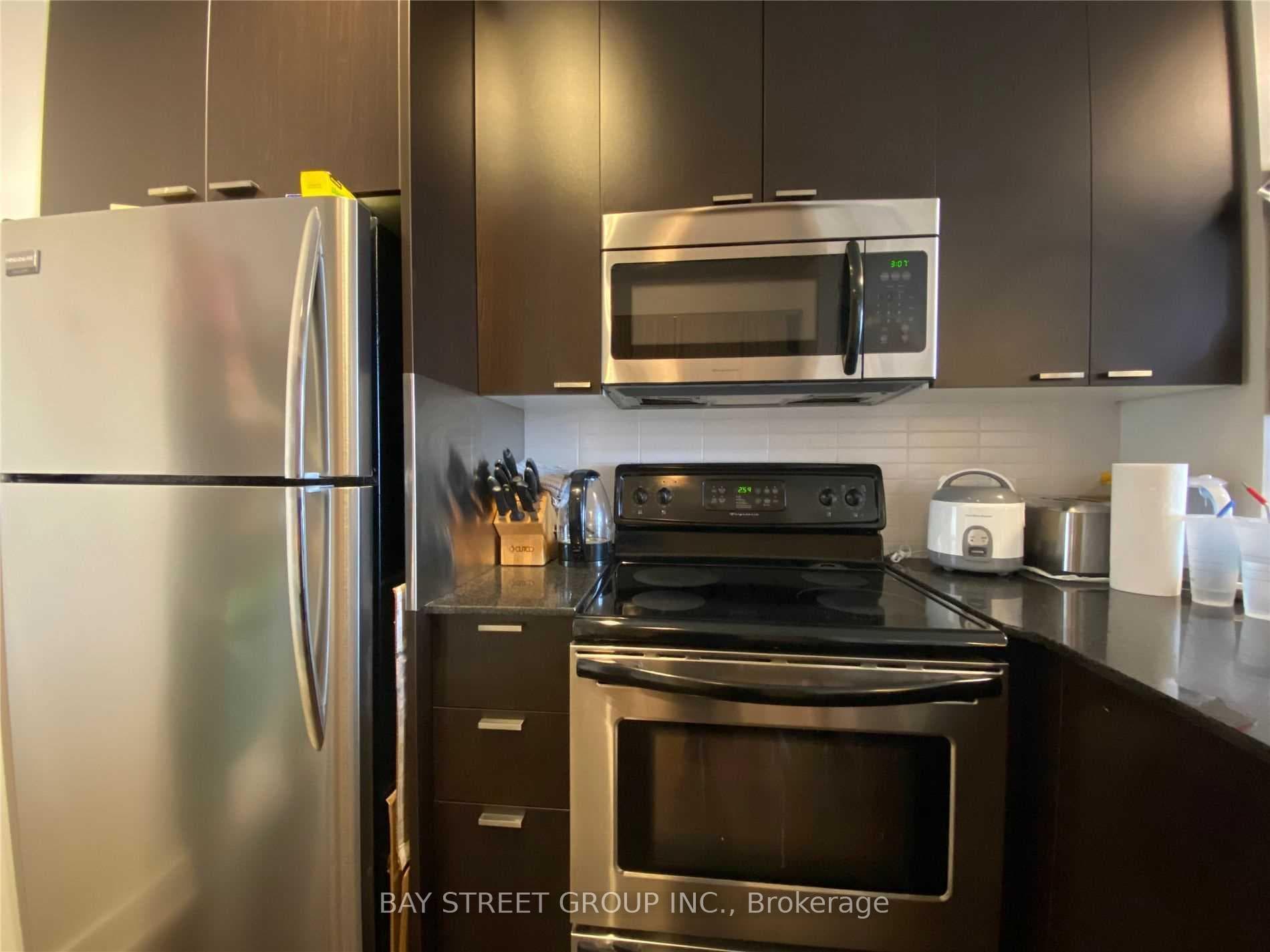 23 Sheppard Avenue Unit 1906 photo 4