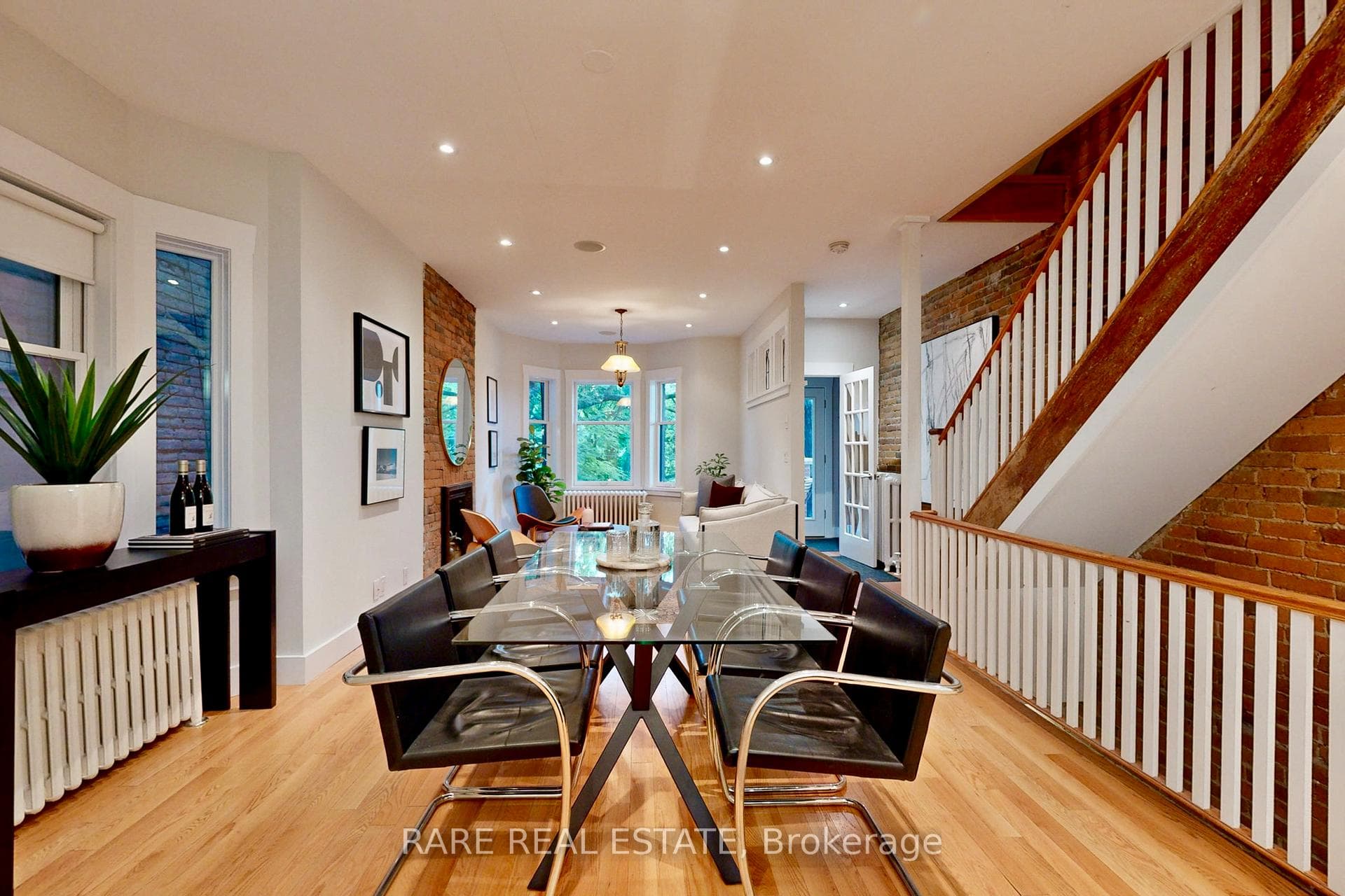 710 Logan Avenue photo 8
