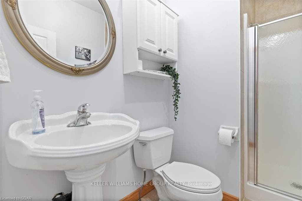 35 Muir Crescent photo 16