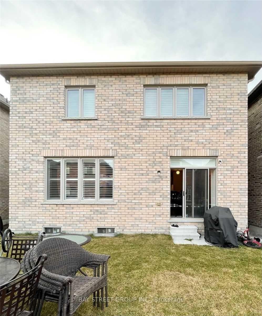 27 Brownsberger Road photo 12