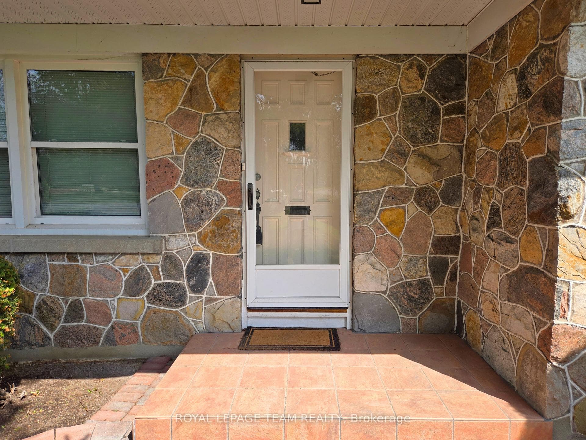 825 Killeen Avenue photo 2