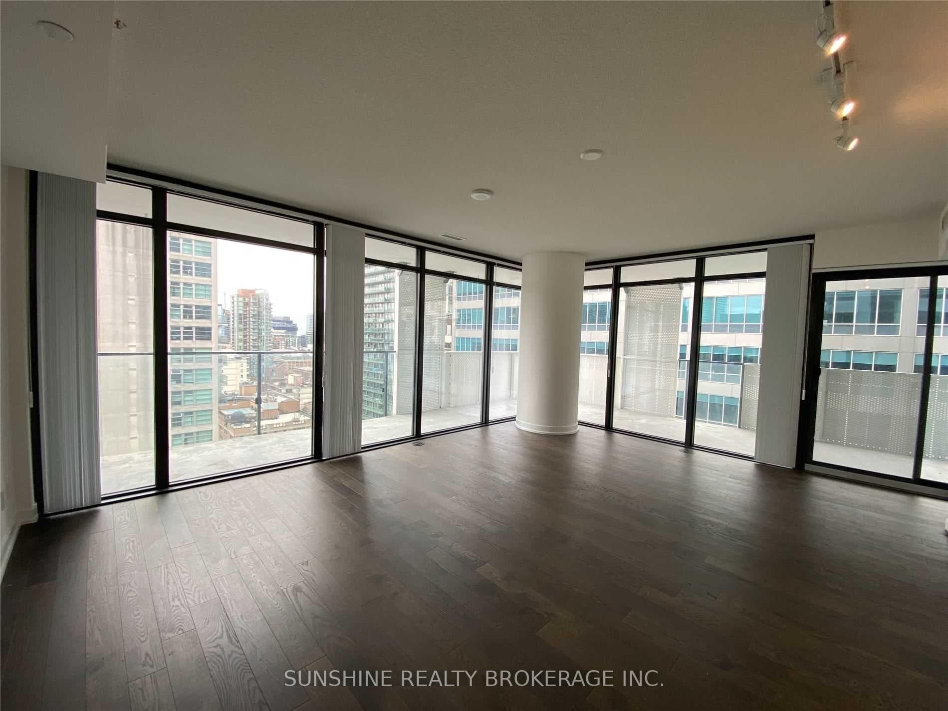 25 Richmond Street Unit 1503 photo 8
