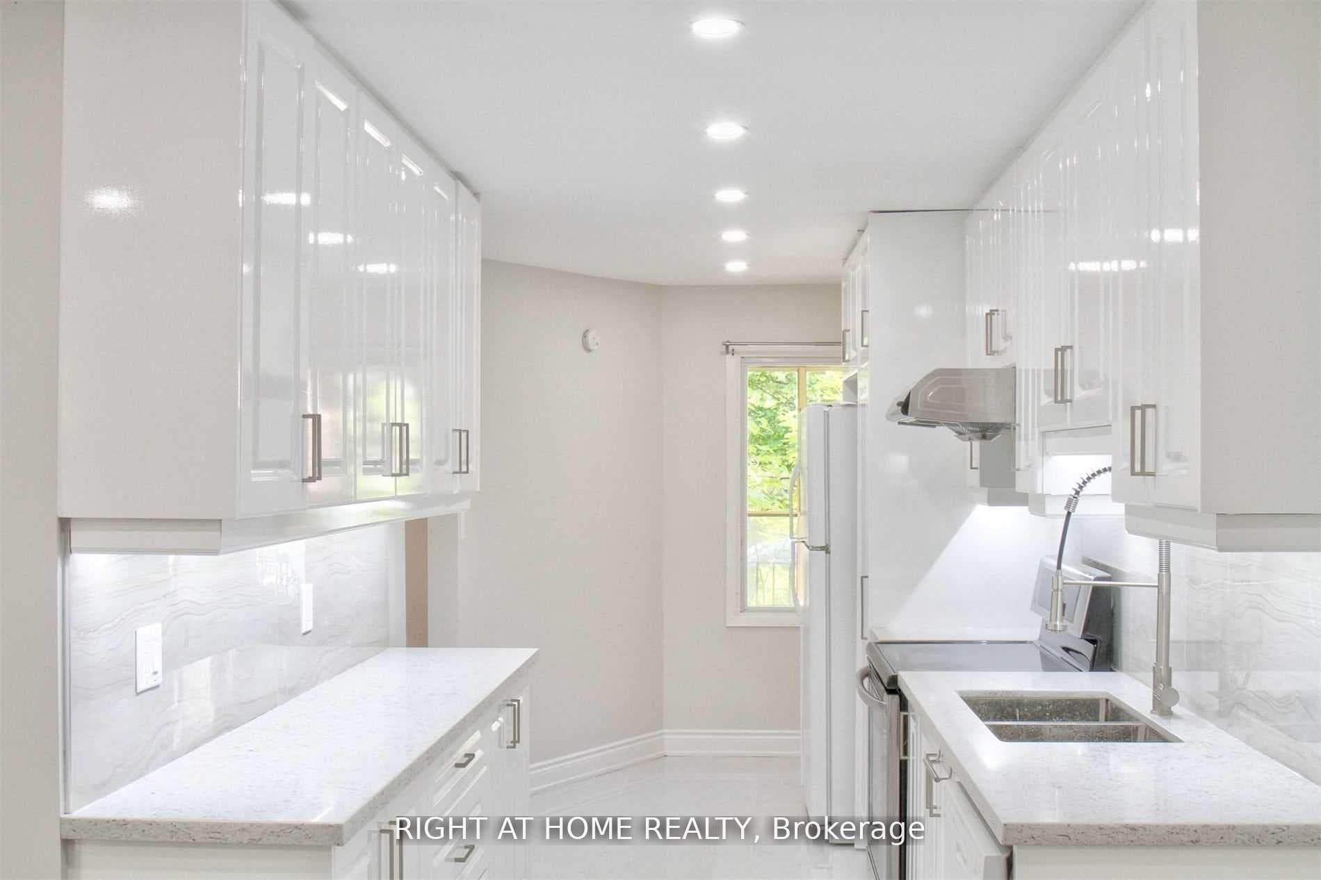 28 Baywood Court photo 12