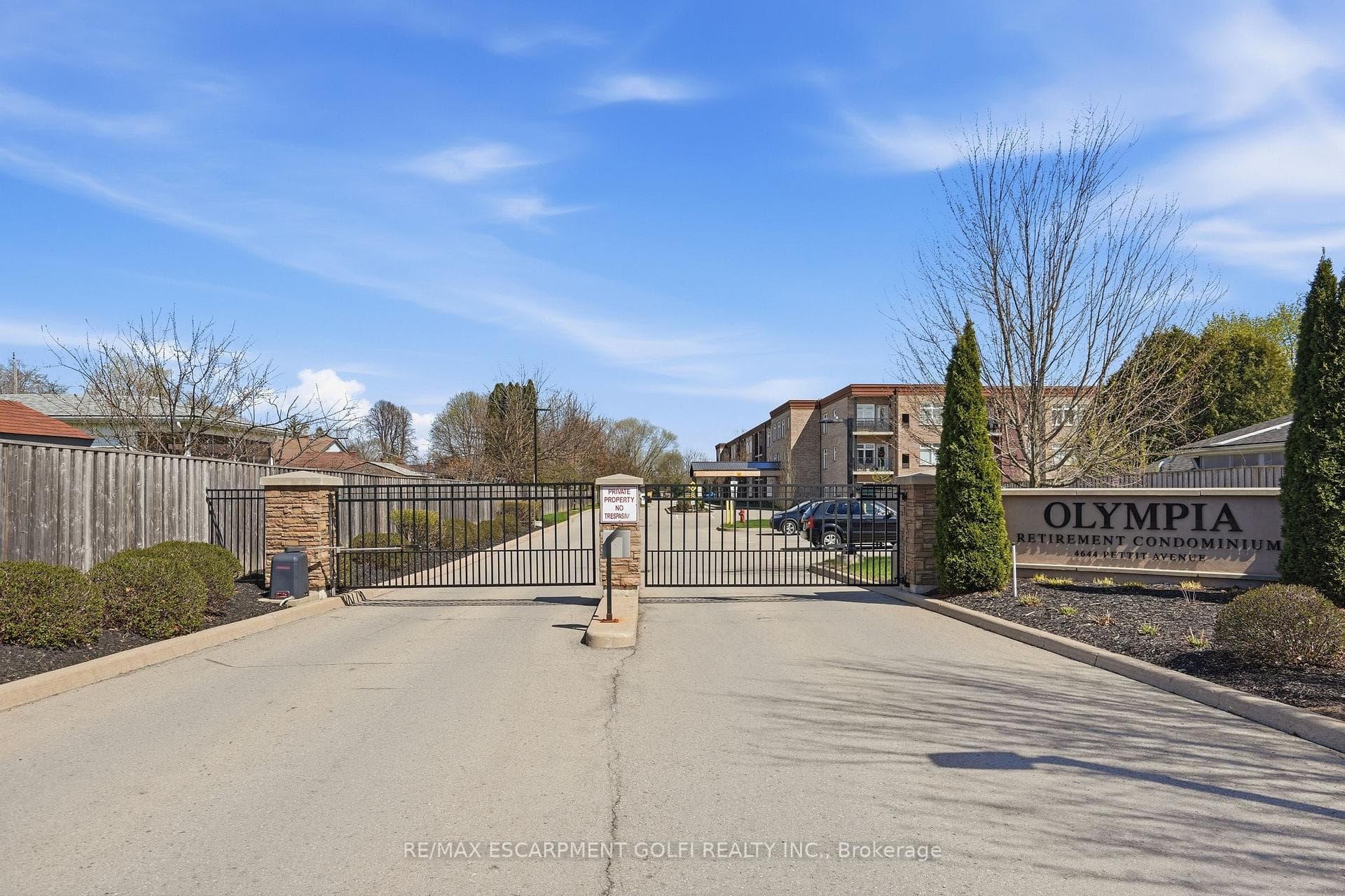 4644 Pettit Avenue Unit 203 photo 4