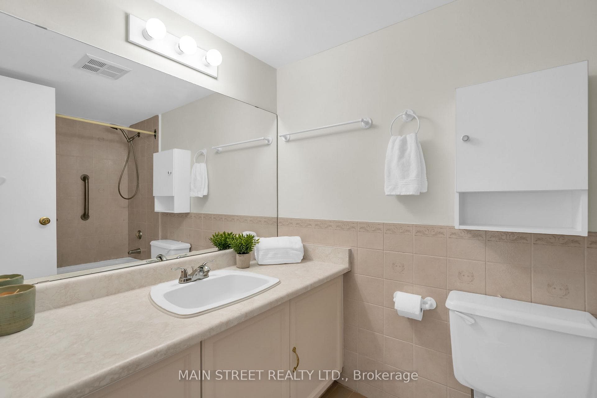 250 Davis Drive Unit 403 photo 15