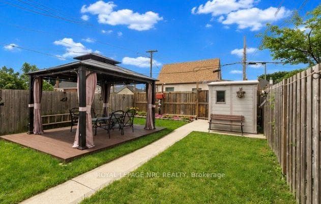 237 PALING Avenue photo 7