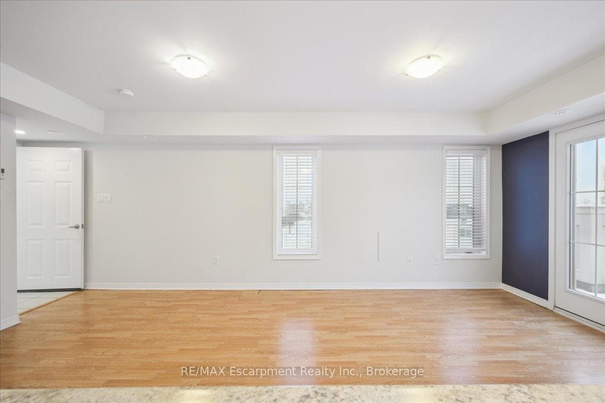2441 Greenwich Drive Unit 64 photo 10