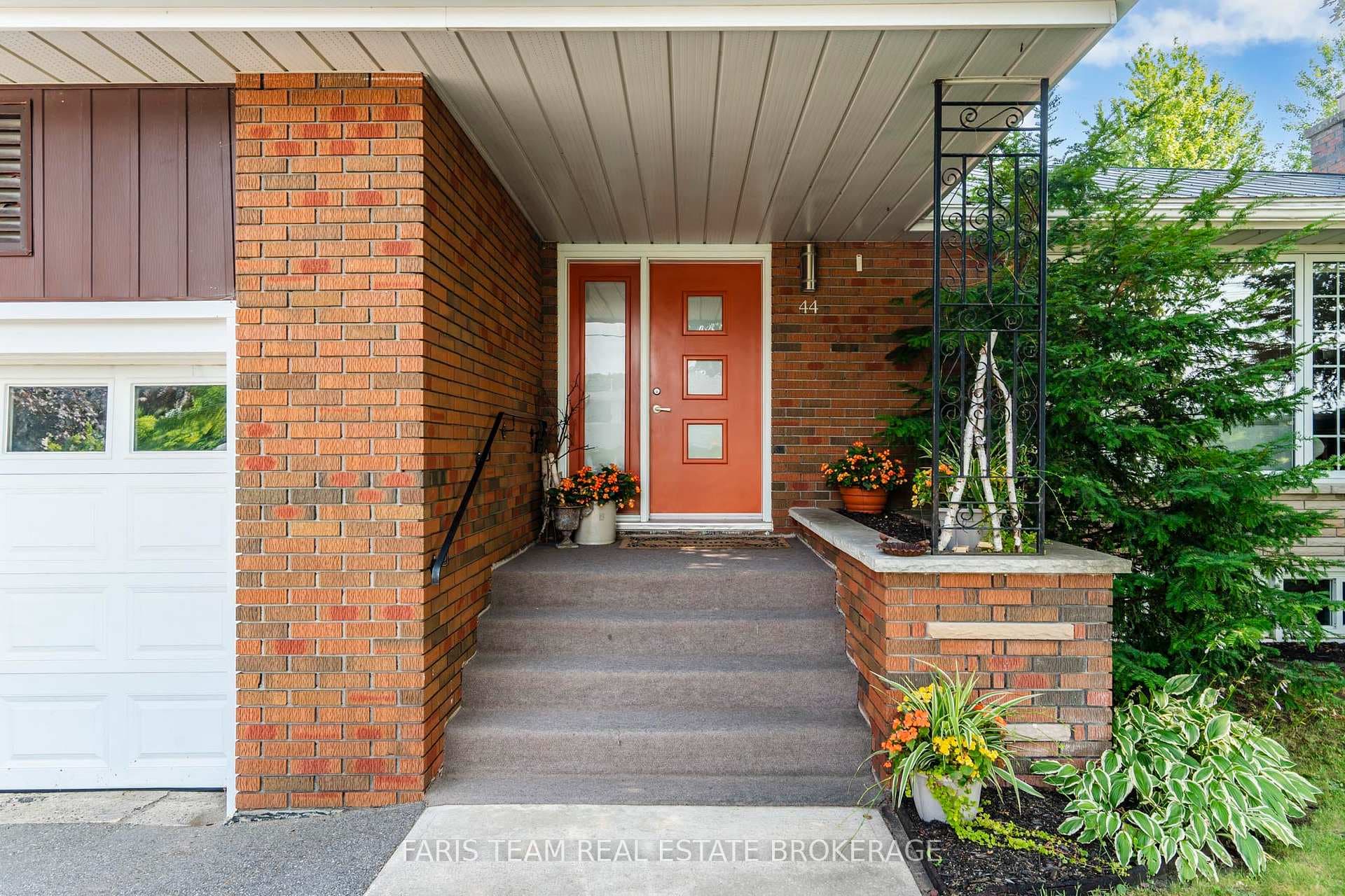 44 Jeffery Street photo 5