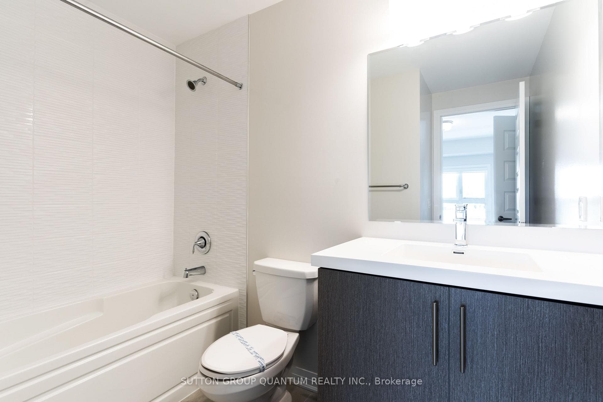128 Grovewood Common Circle Unit 411 photo 18