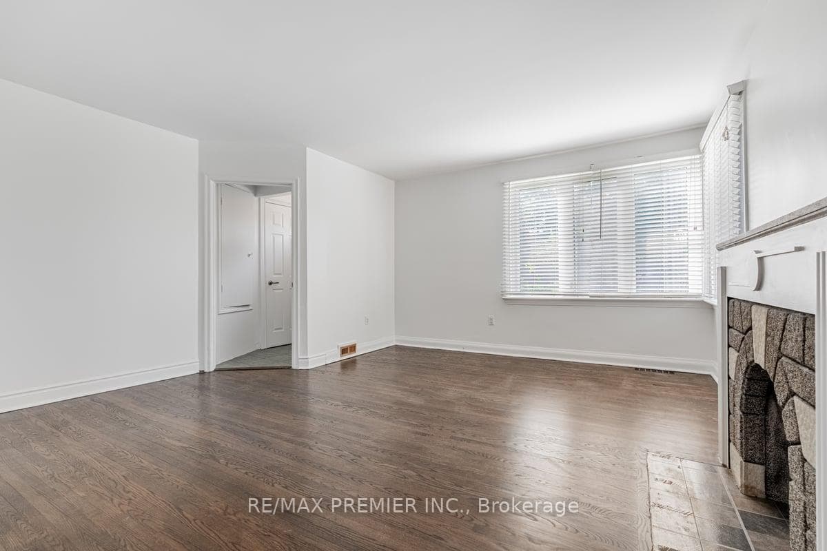 58 Joseph Street Unit Main photo 6
