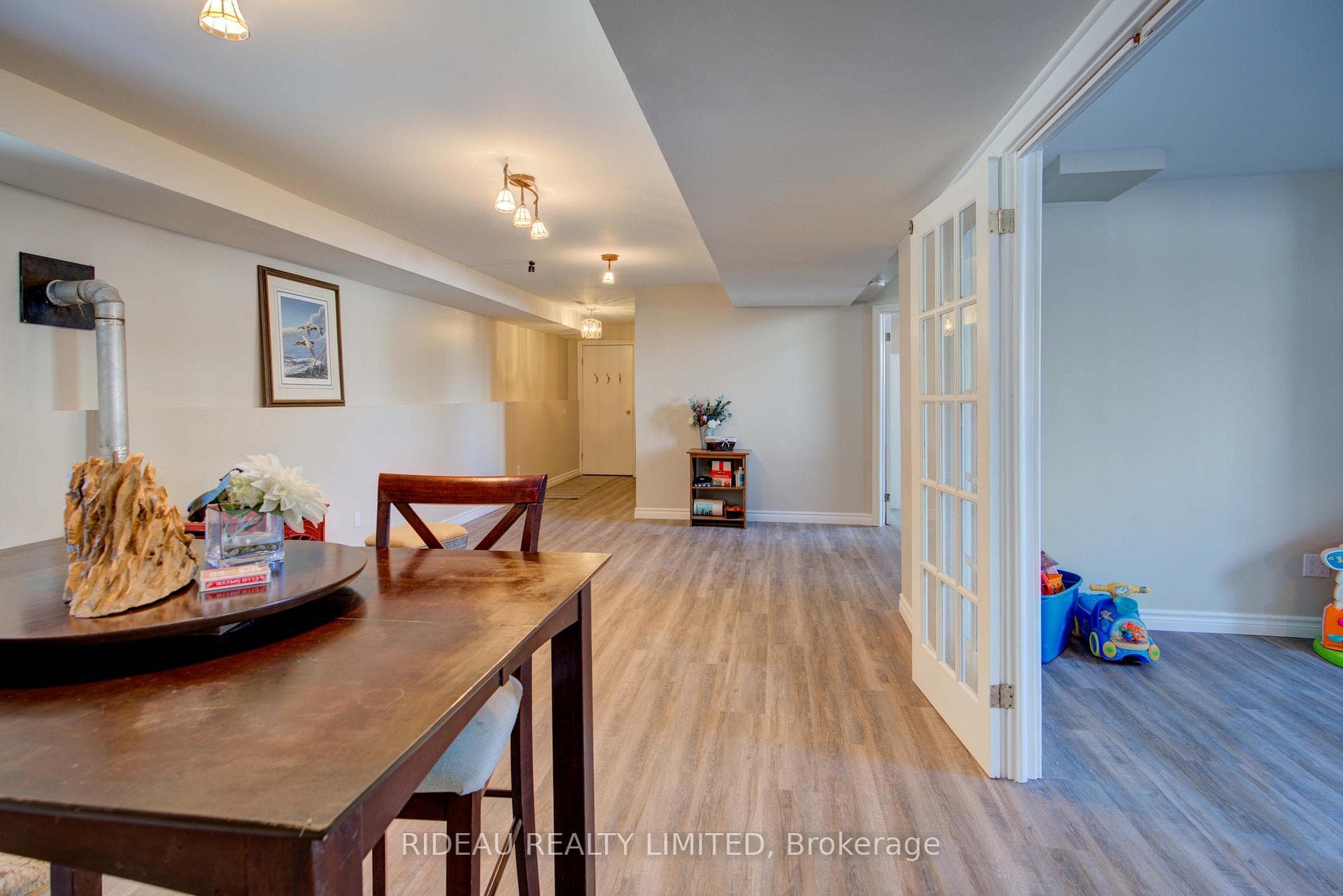 33 Sunset Drive photo 17