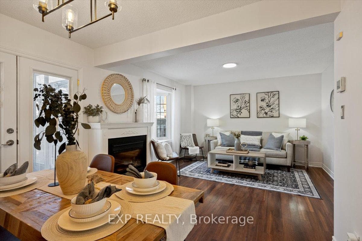 Open Concept Dining & Living Rooms!