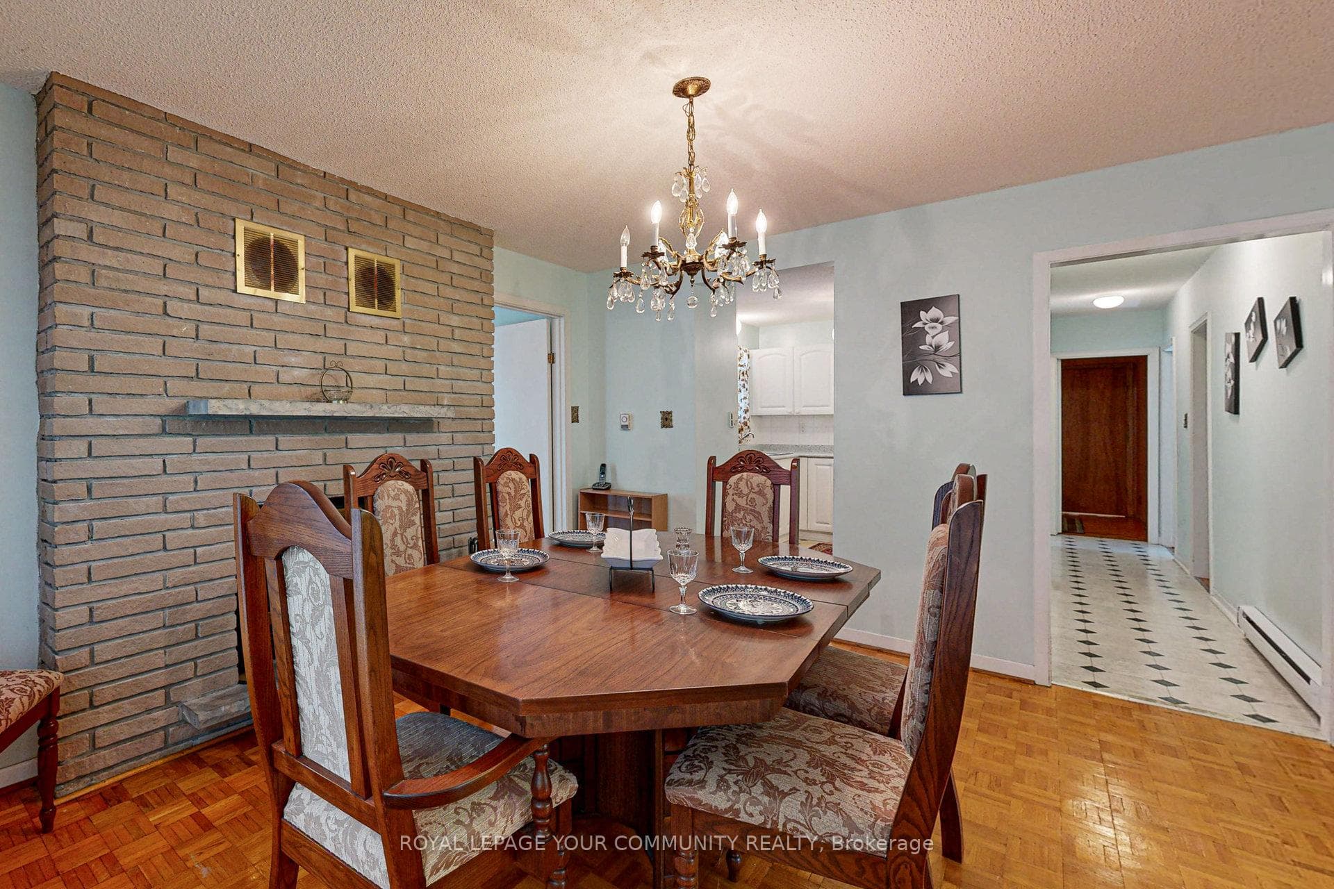 196 Pleasant Boulevard photo 7