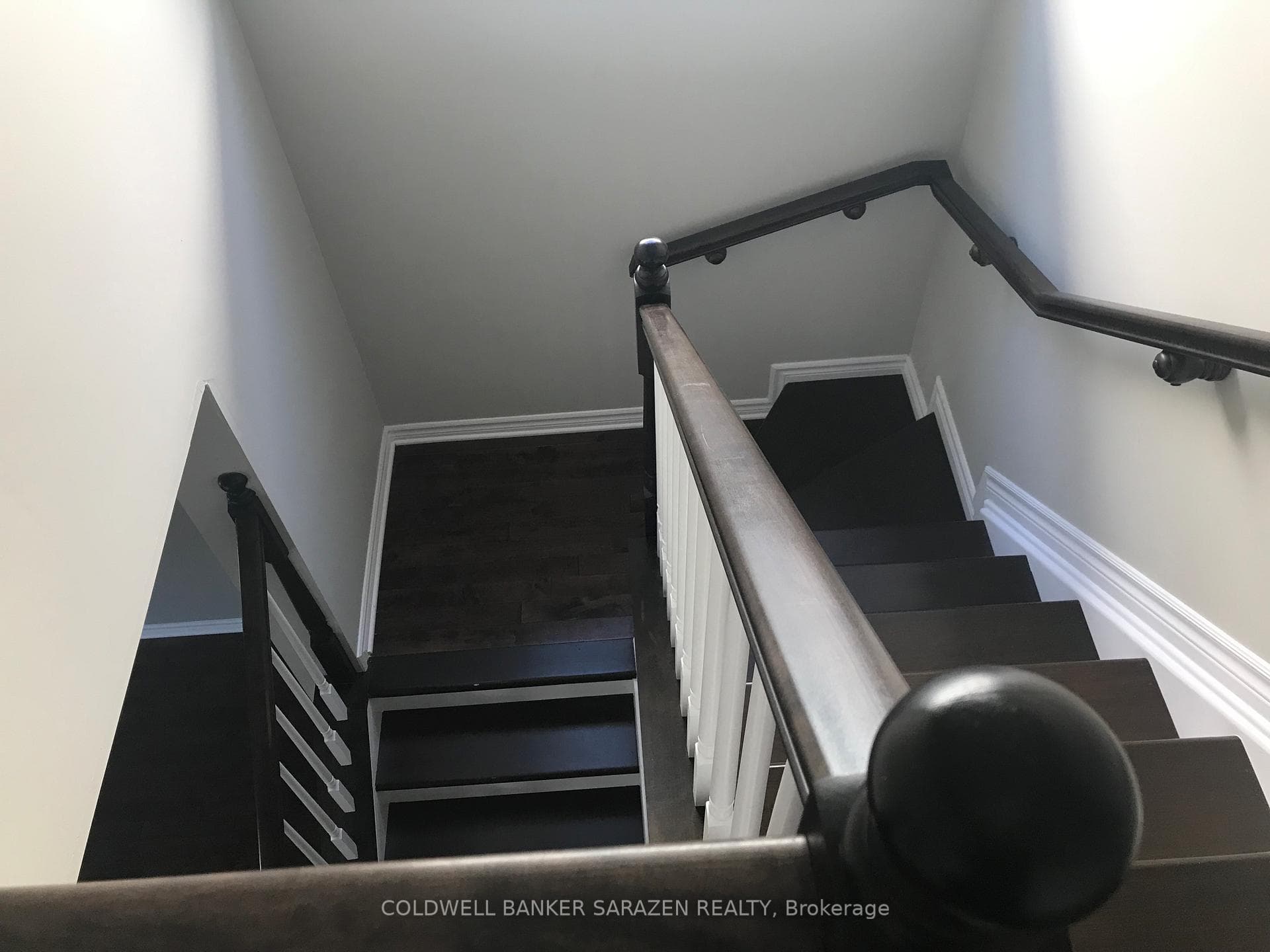 619 Clearbrook Drive photo 16