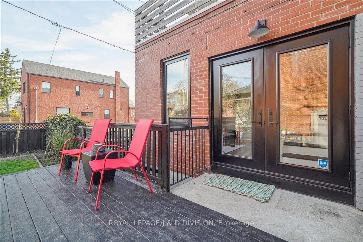 59 Atlas Avenue photo 33