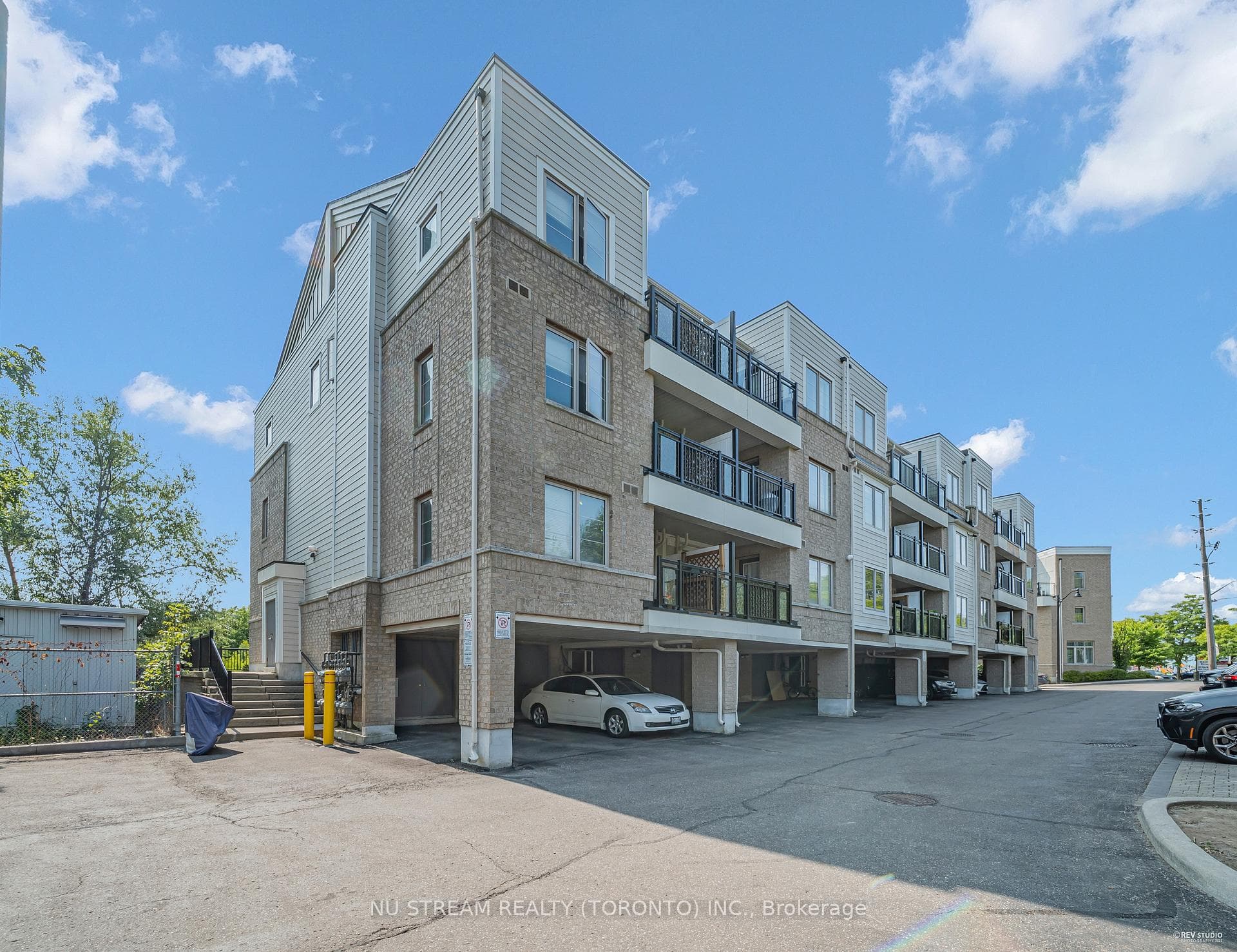6063 Kingston Road Unit 13 photo 14