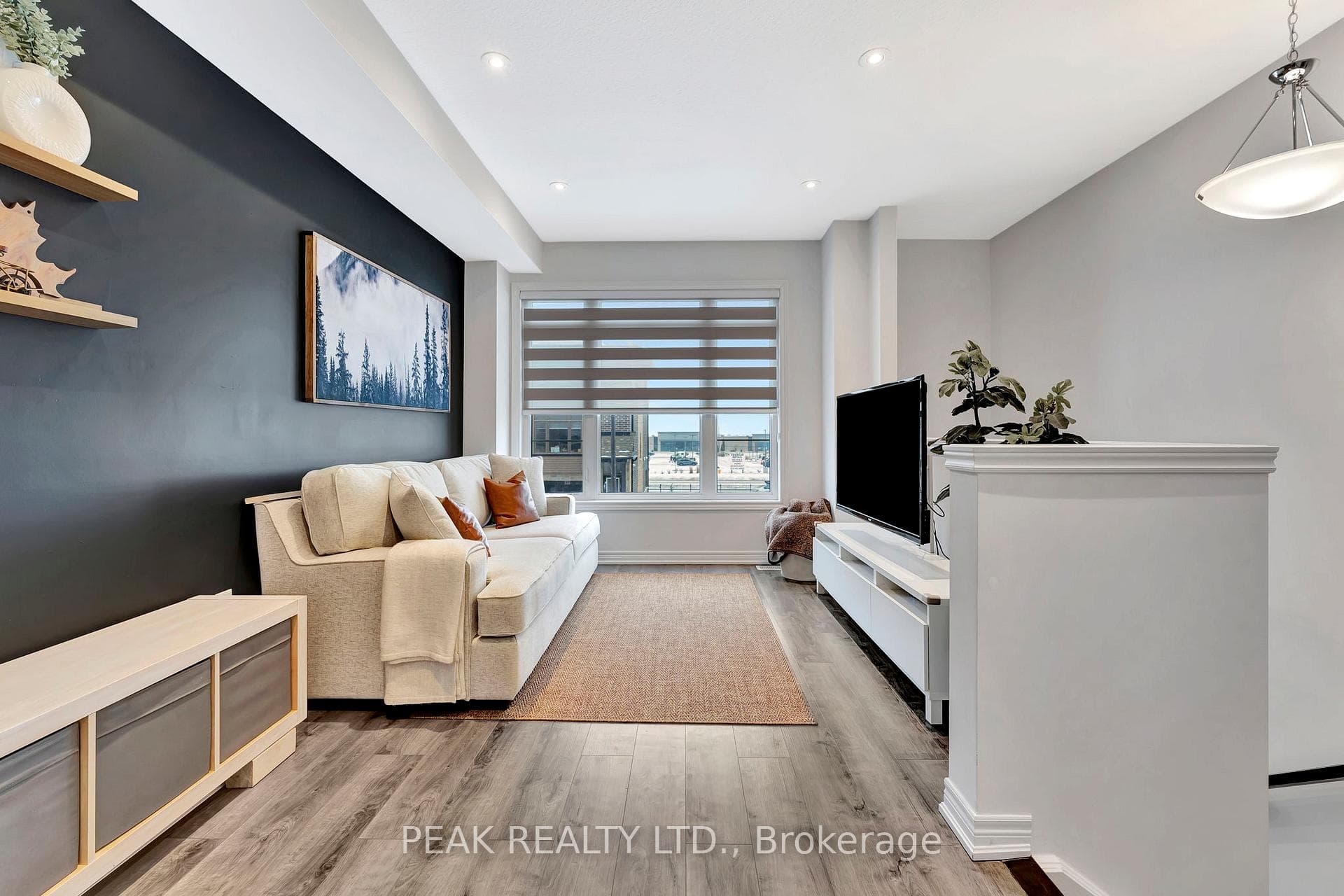 120 Court Drive Unit 74 photo 8