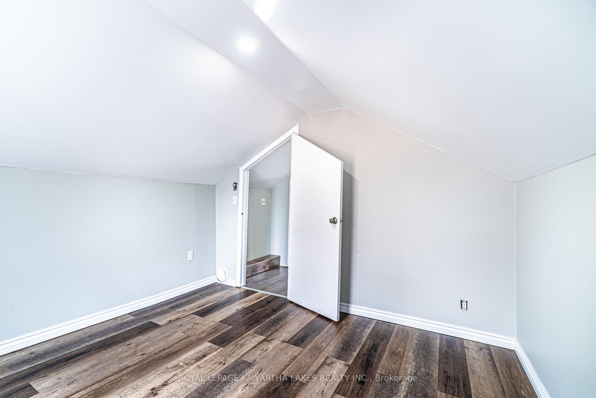 68 Ridout Street photo 22