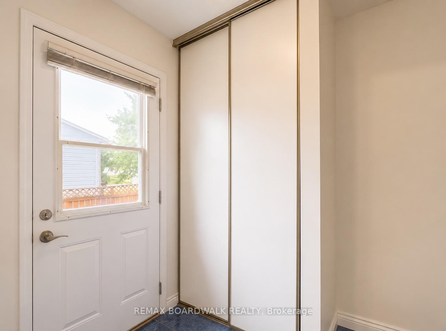 222 Castlefrank Road Unit 1 photo 5