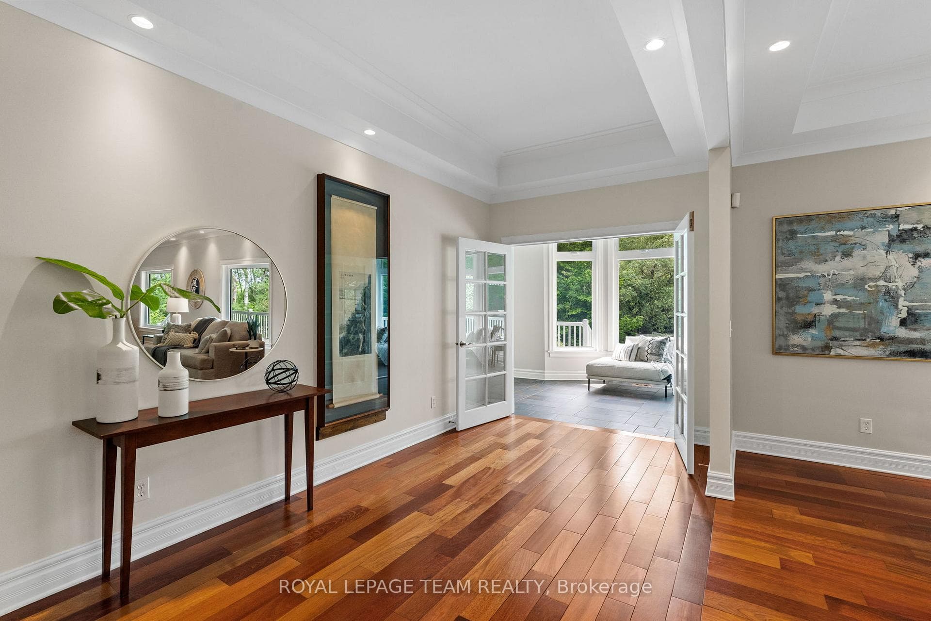 1526 Carsonby Road photo 5