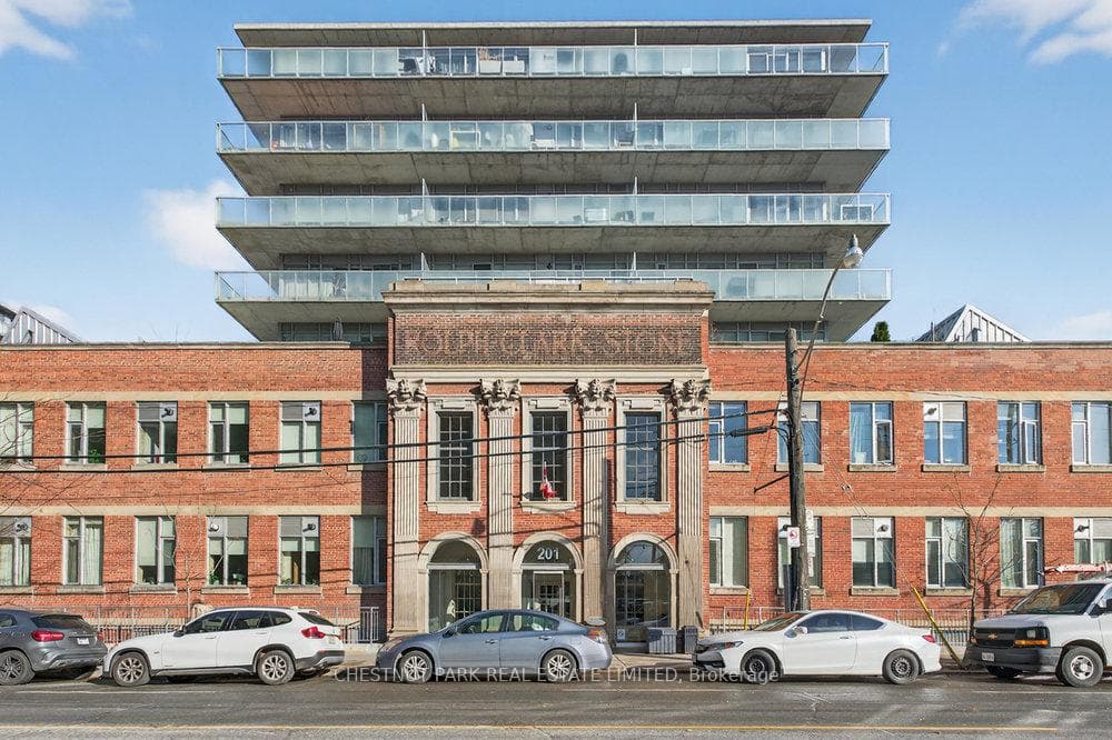 201 Carlaw Avenue Unit 103 photo 1