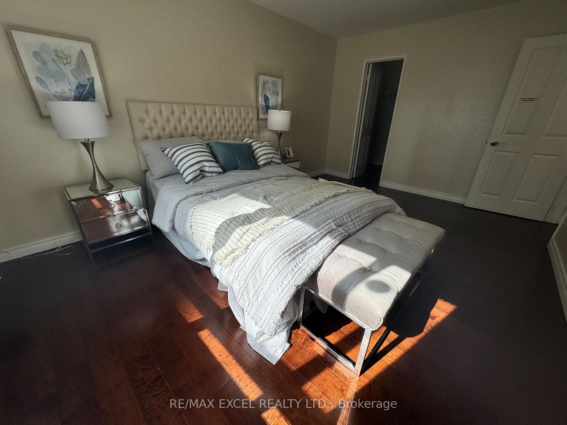 38 Hollywood Avenue Unit 114 photo 18