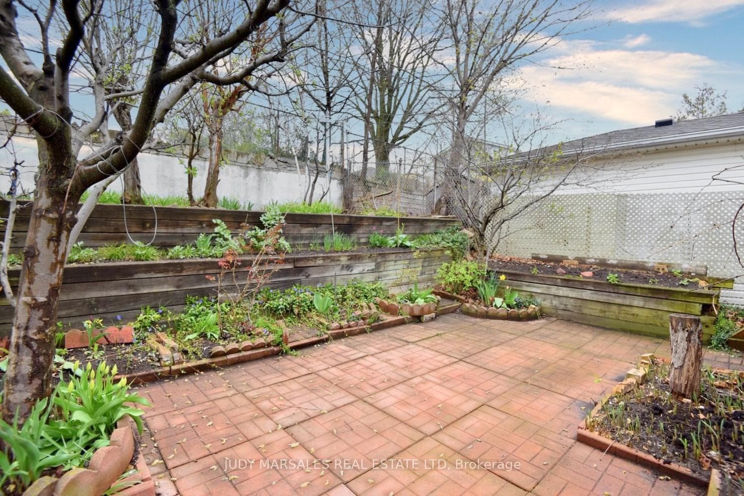 67 Glendee Road photo 27