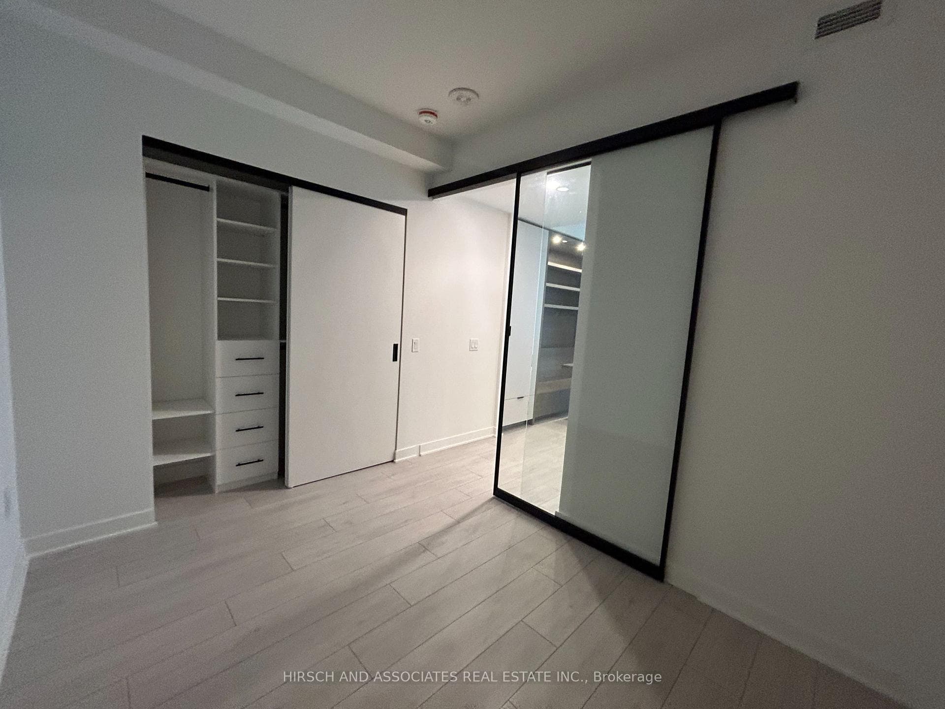 55 Charles Street Unit 811 photo 25