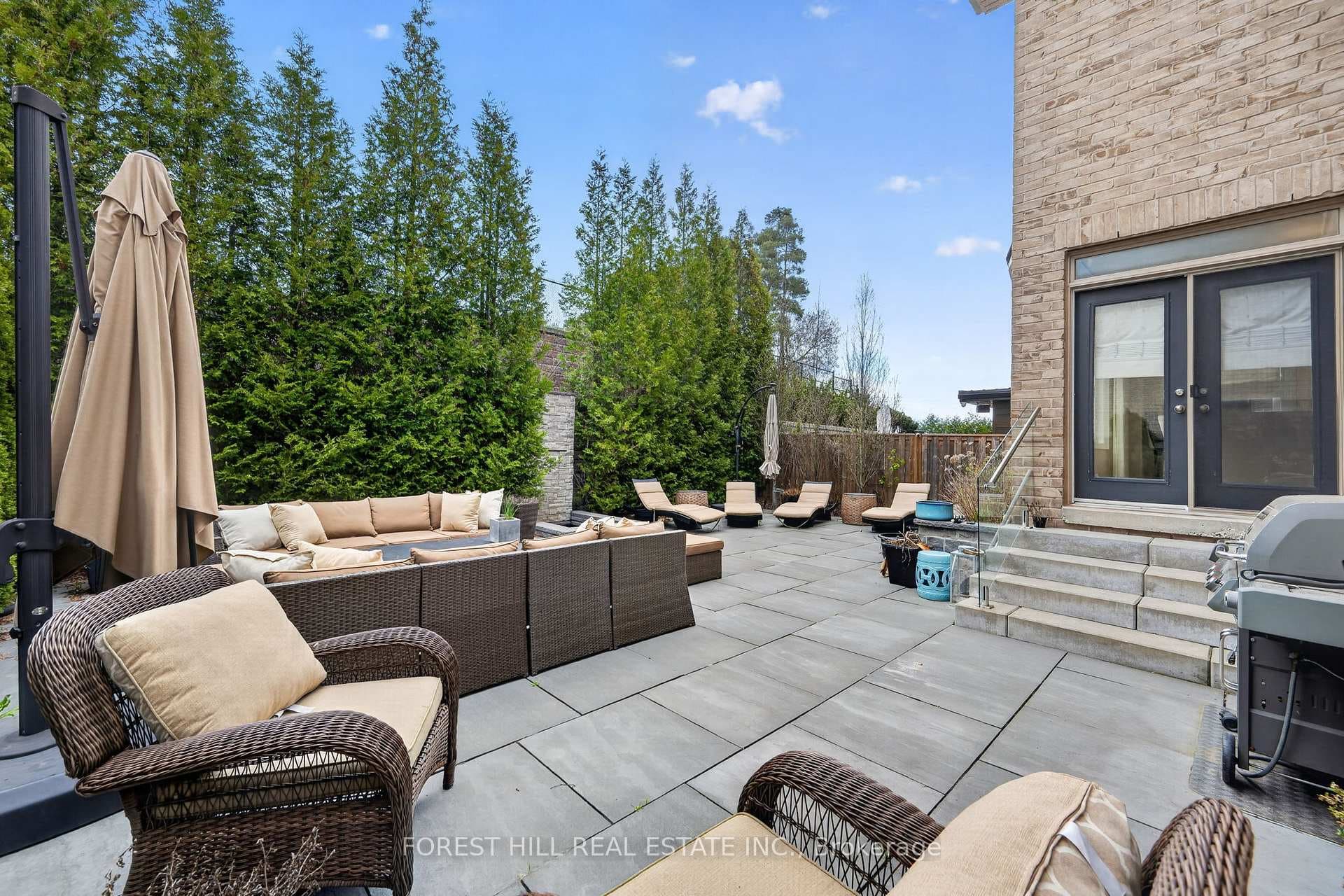 111 Vines Place photo 24