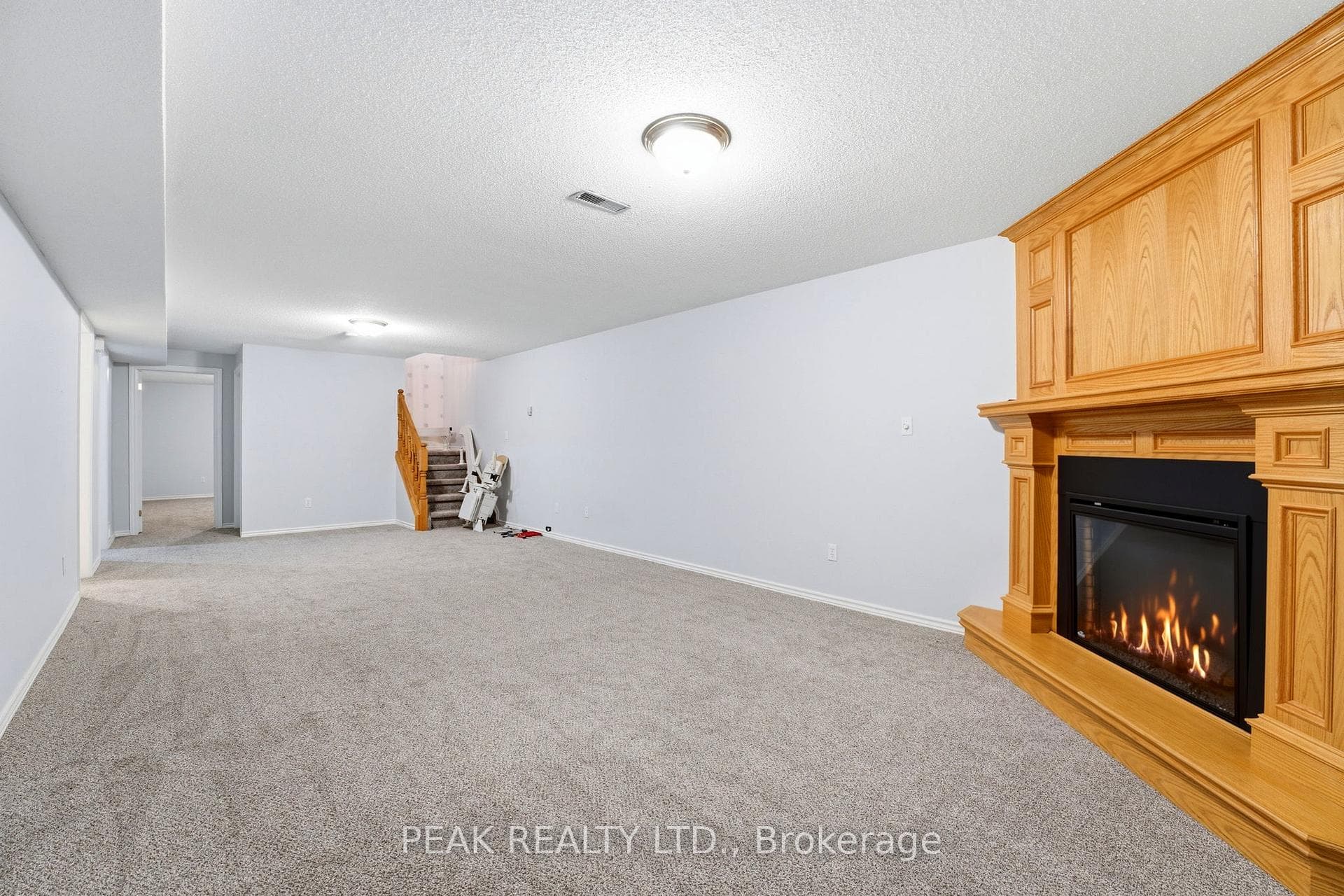 570 West Street Unit 43 photo 20
