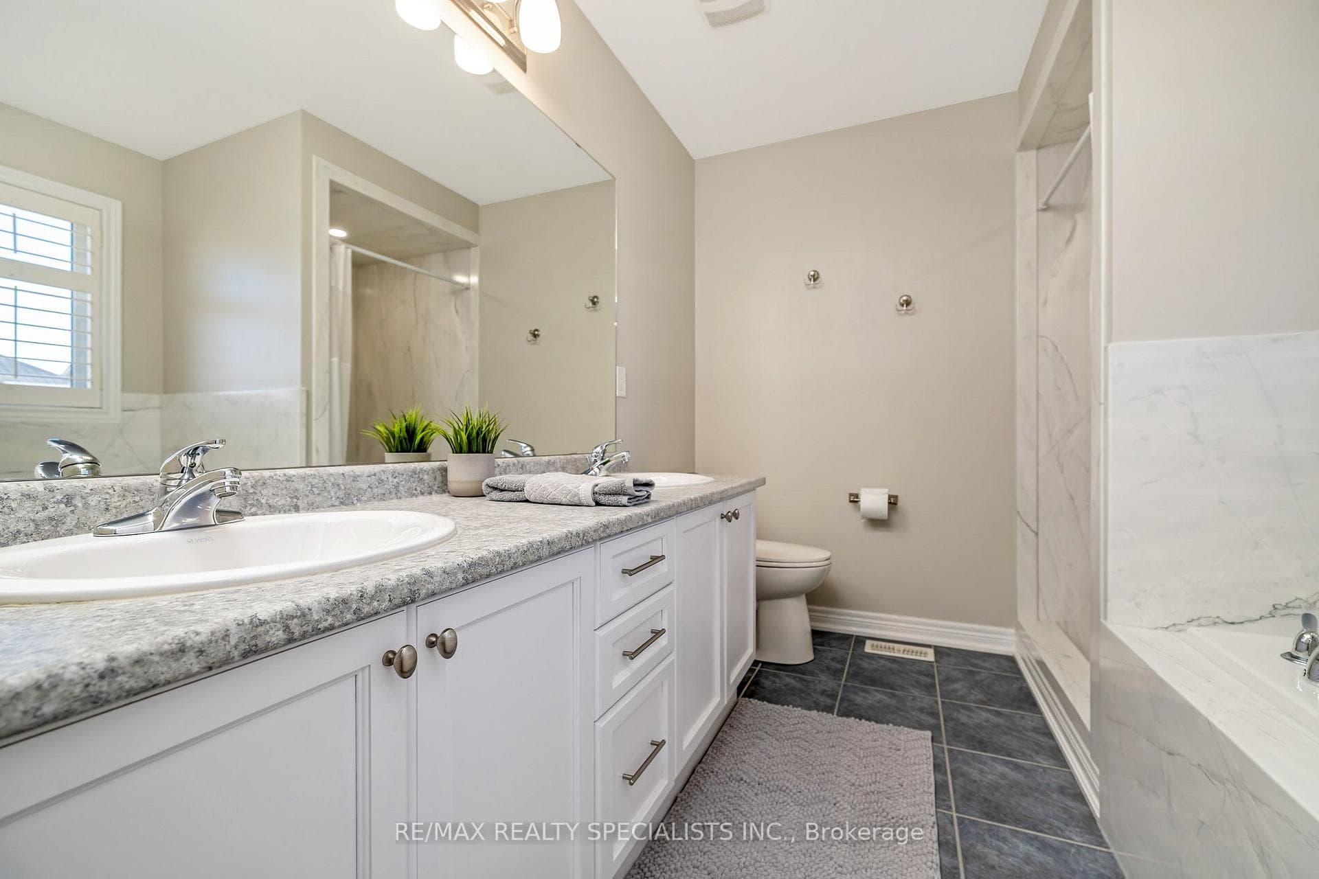 1440 Rolph Terrace photo 20