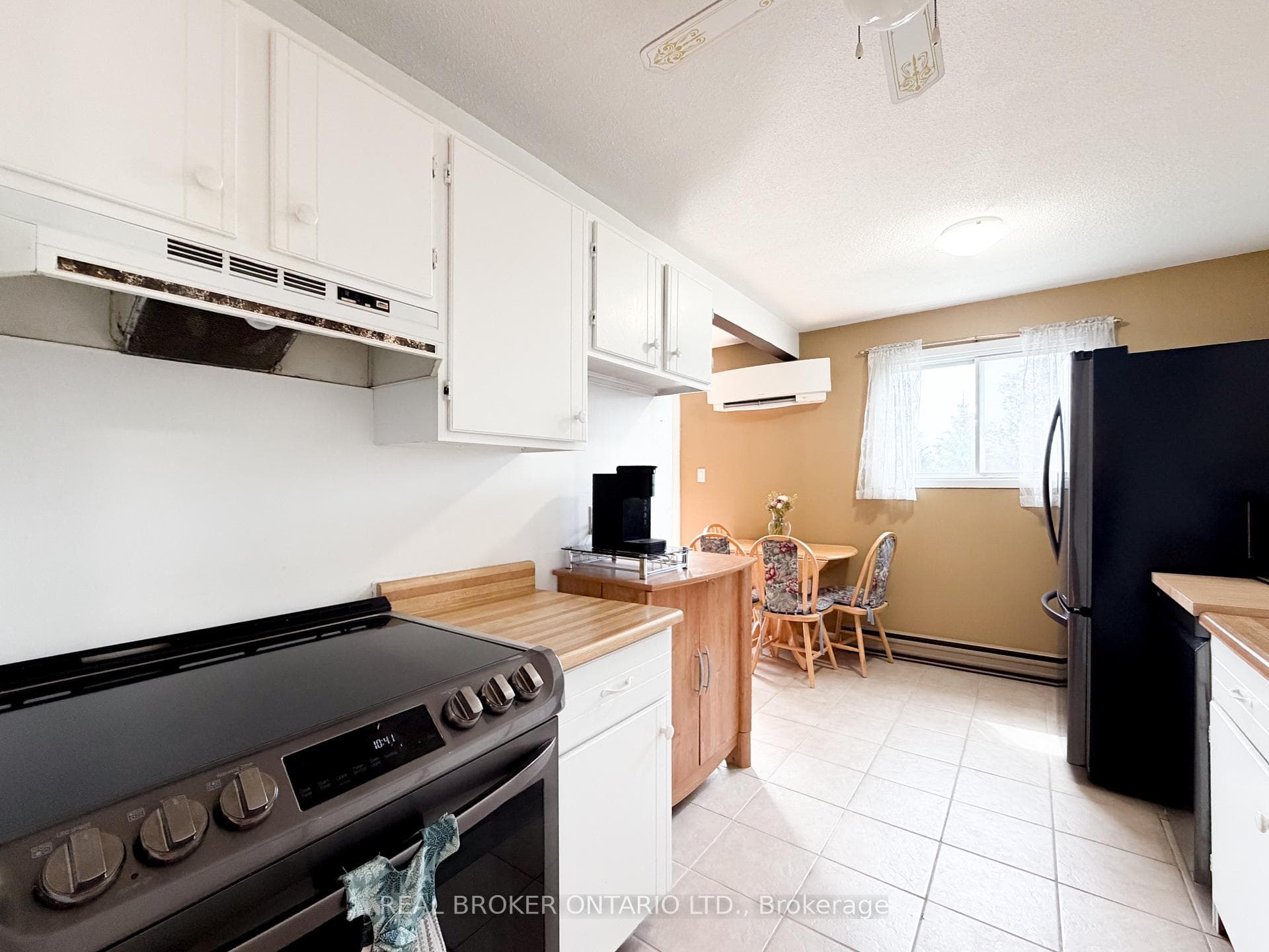140 George Street Unit 12 photo 16