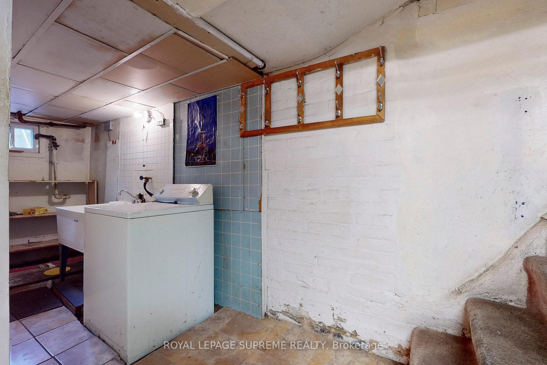 245 Brock Avenue photo 37