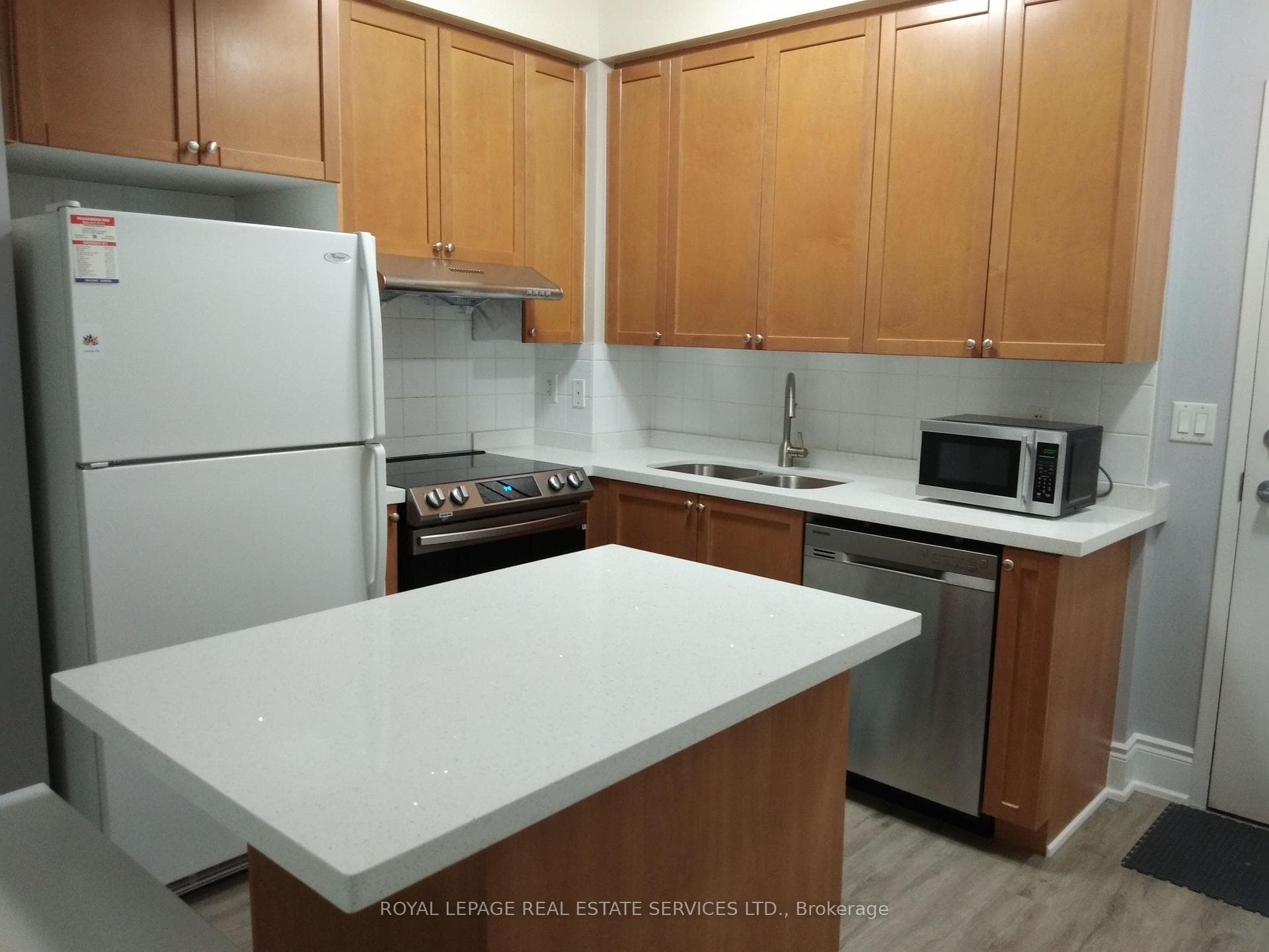 3888 Duke of York Boulevard Unit 331 photo 8