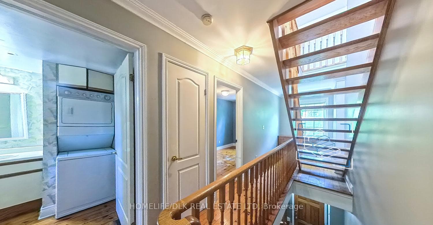 98 William Street photo 14