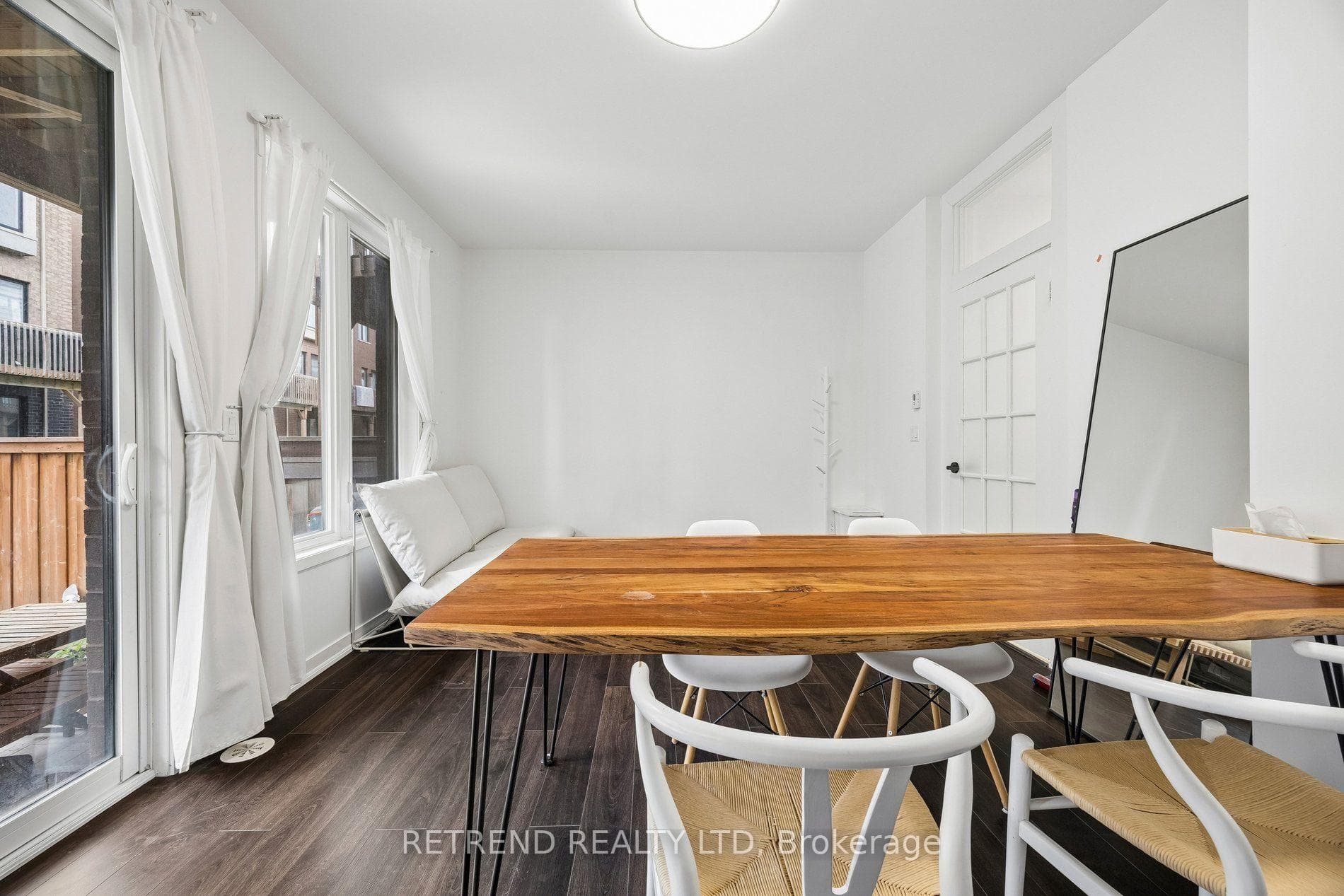 192 Salterton Circle photo 39