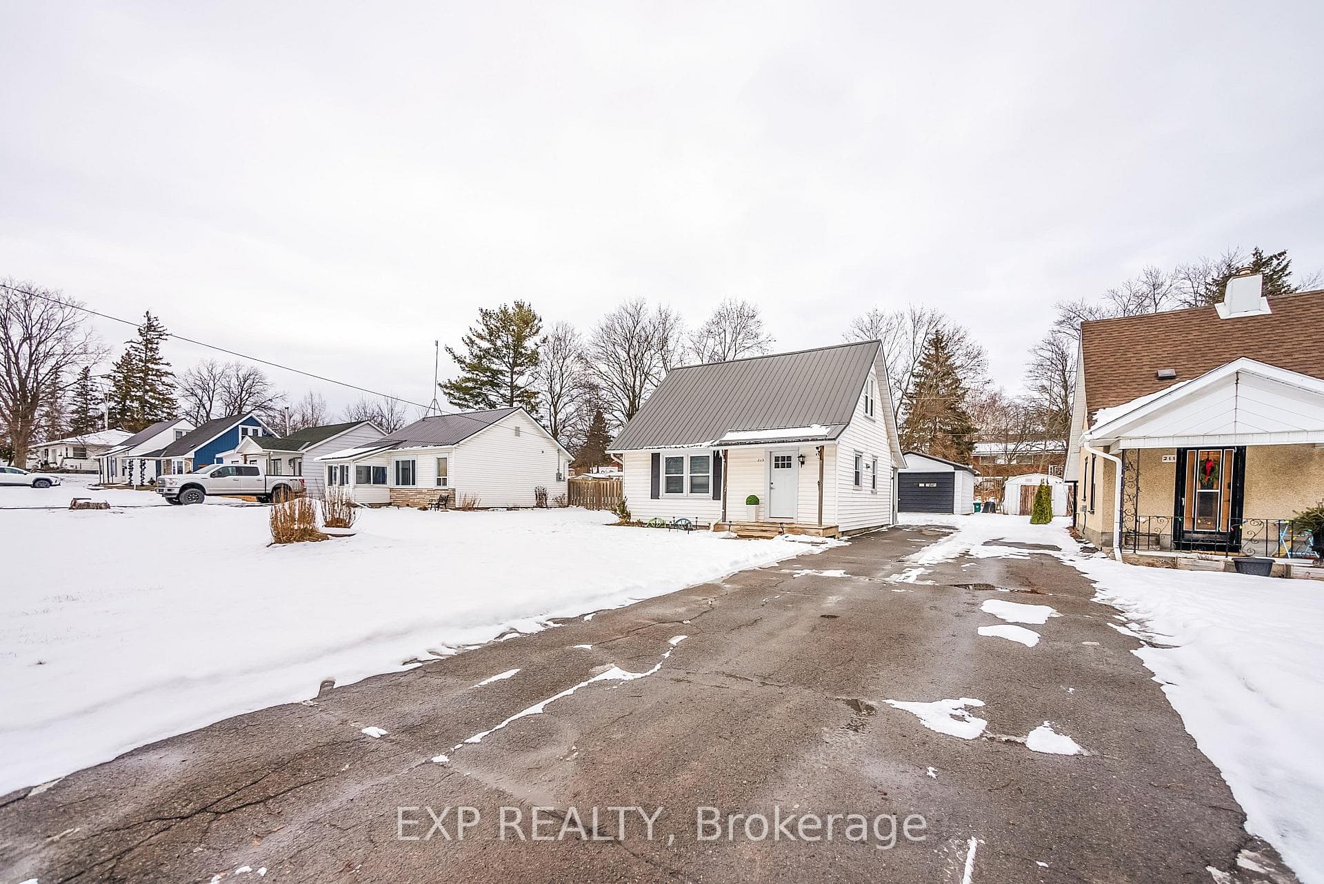 215 North Street photo 4