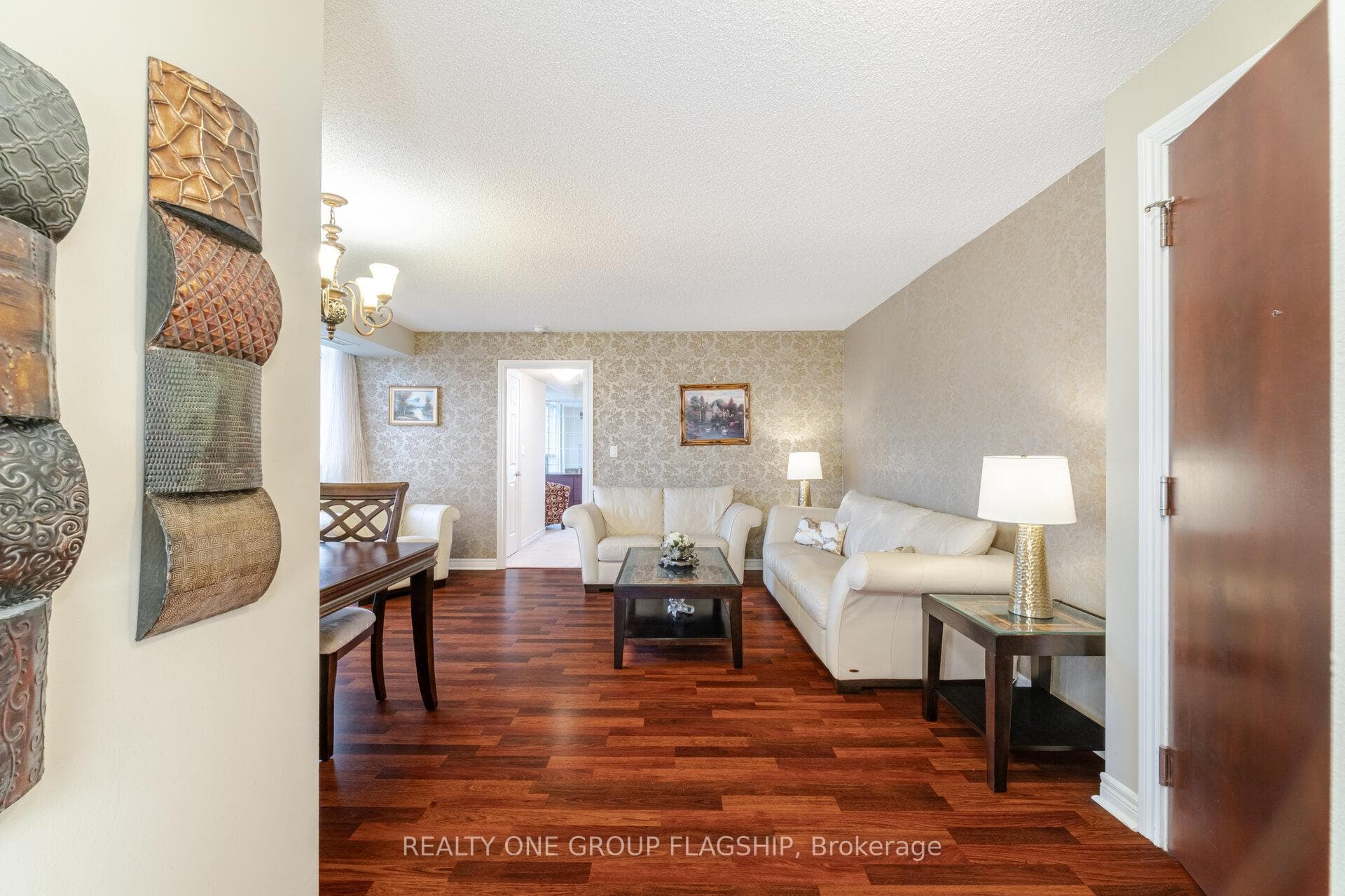 310 Burnhamthorpe Road Unit 3006 photo 5