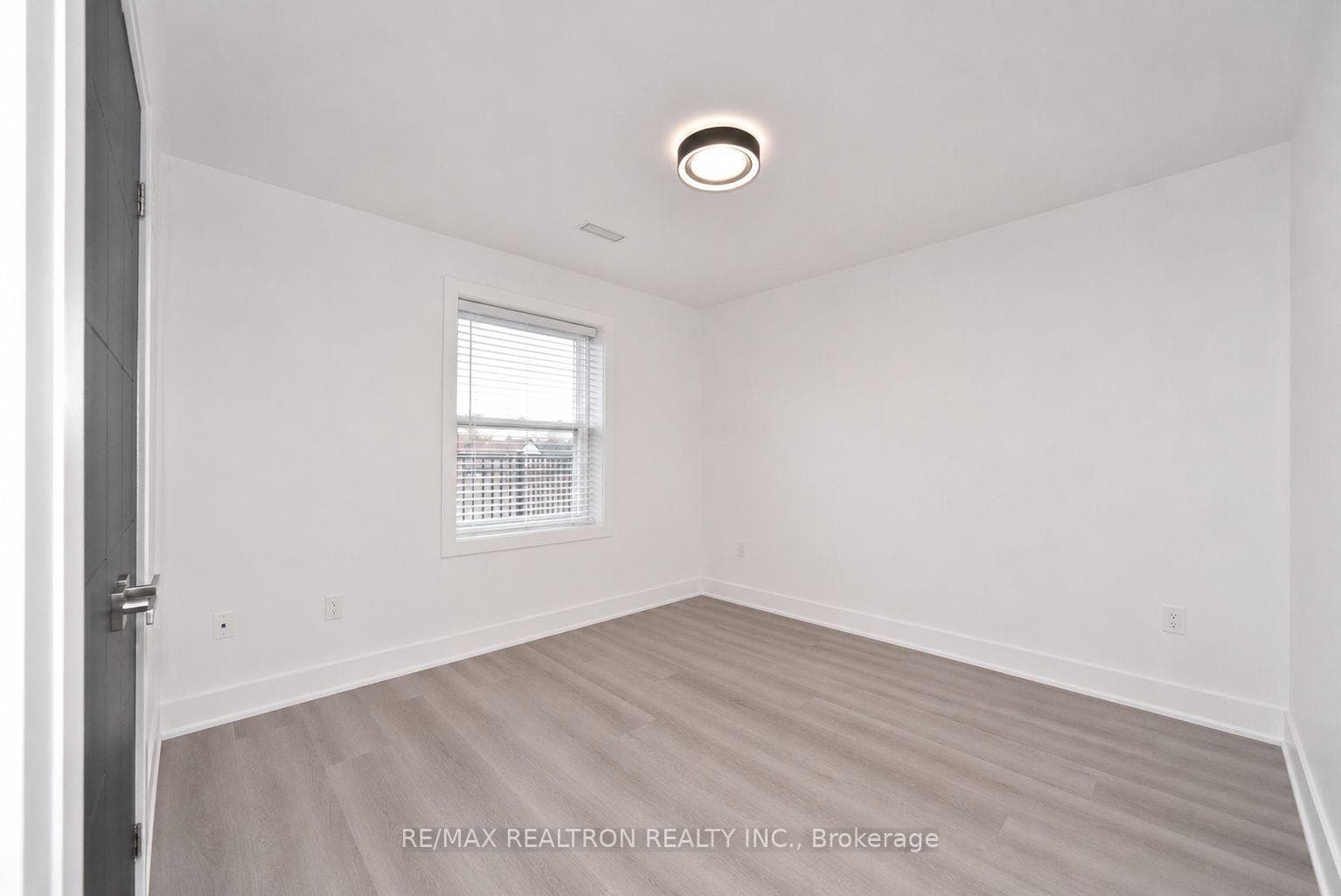 230 Boon Avenue Unit 5 photo 18
