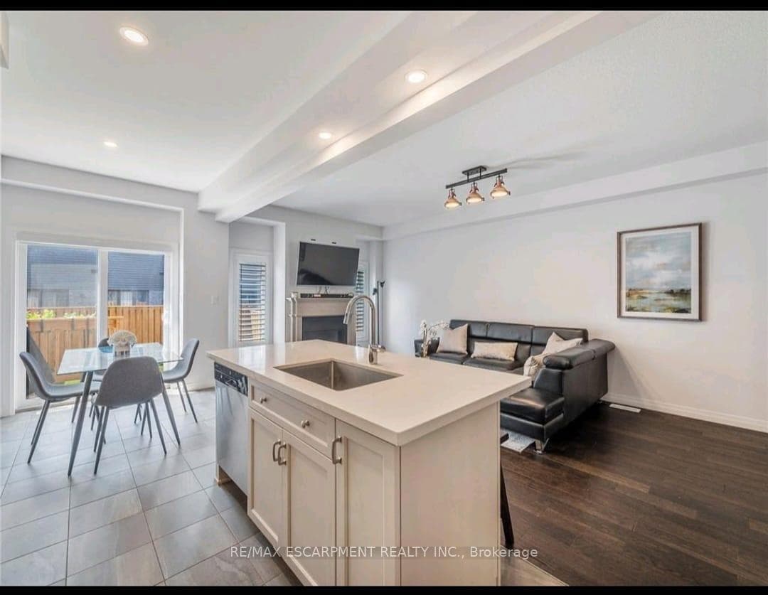 79 GREENWICH Avenue photo 10
