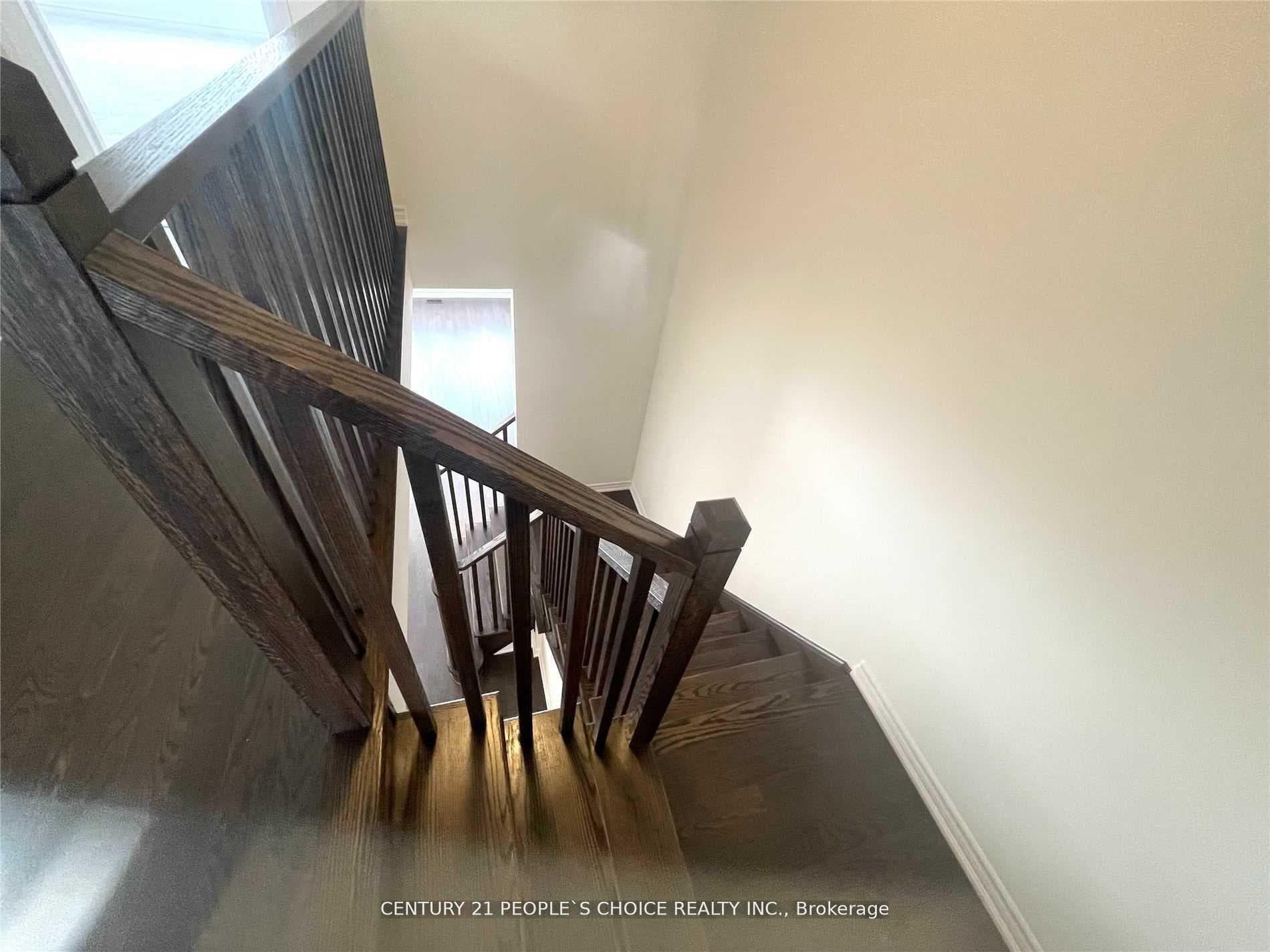 1471 Blackmore Street photo 31