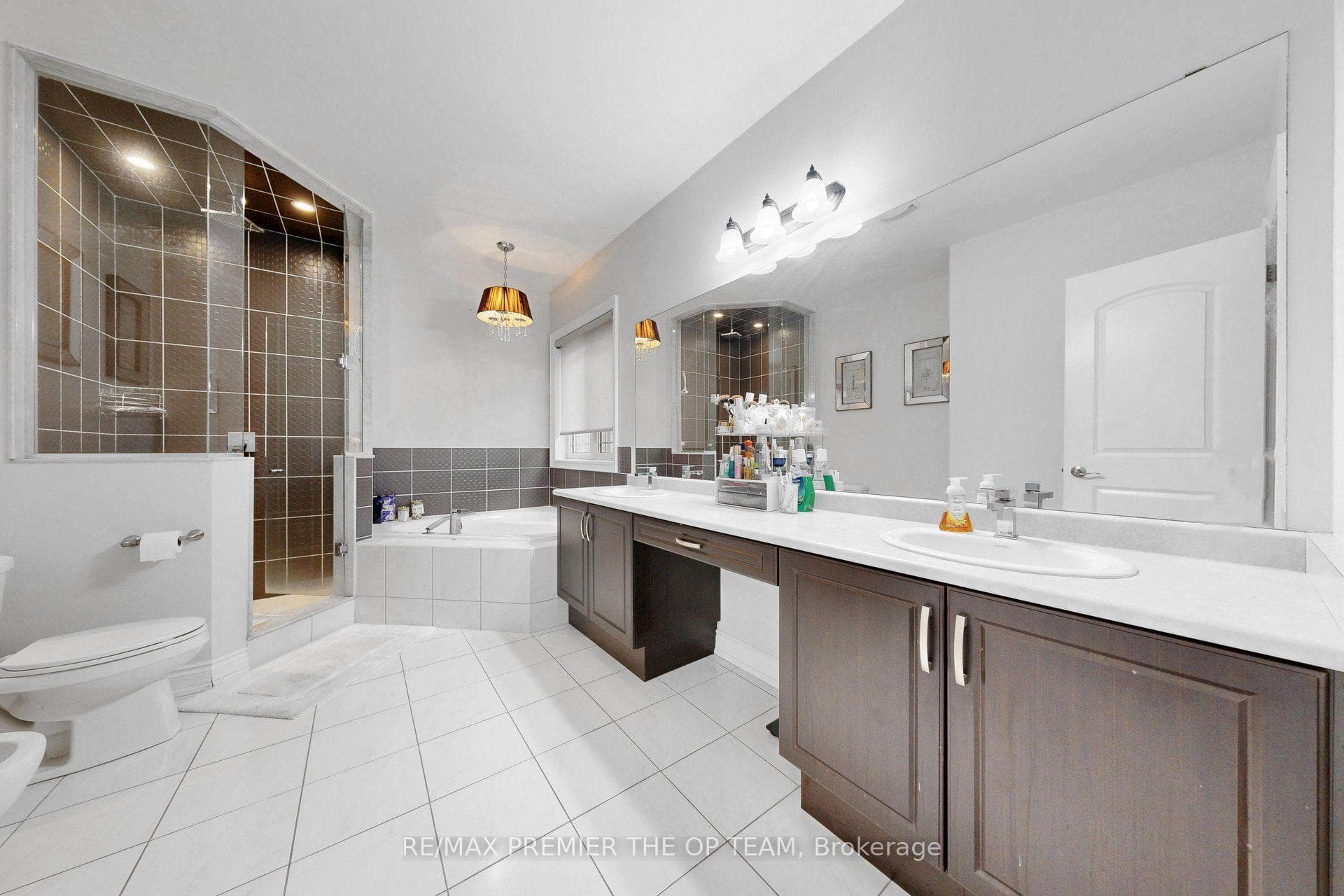 60 Chesney Crescent photo 25