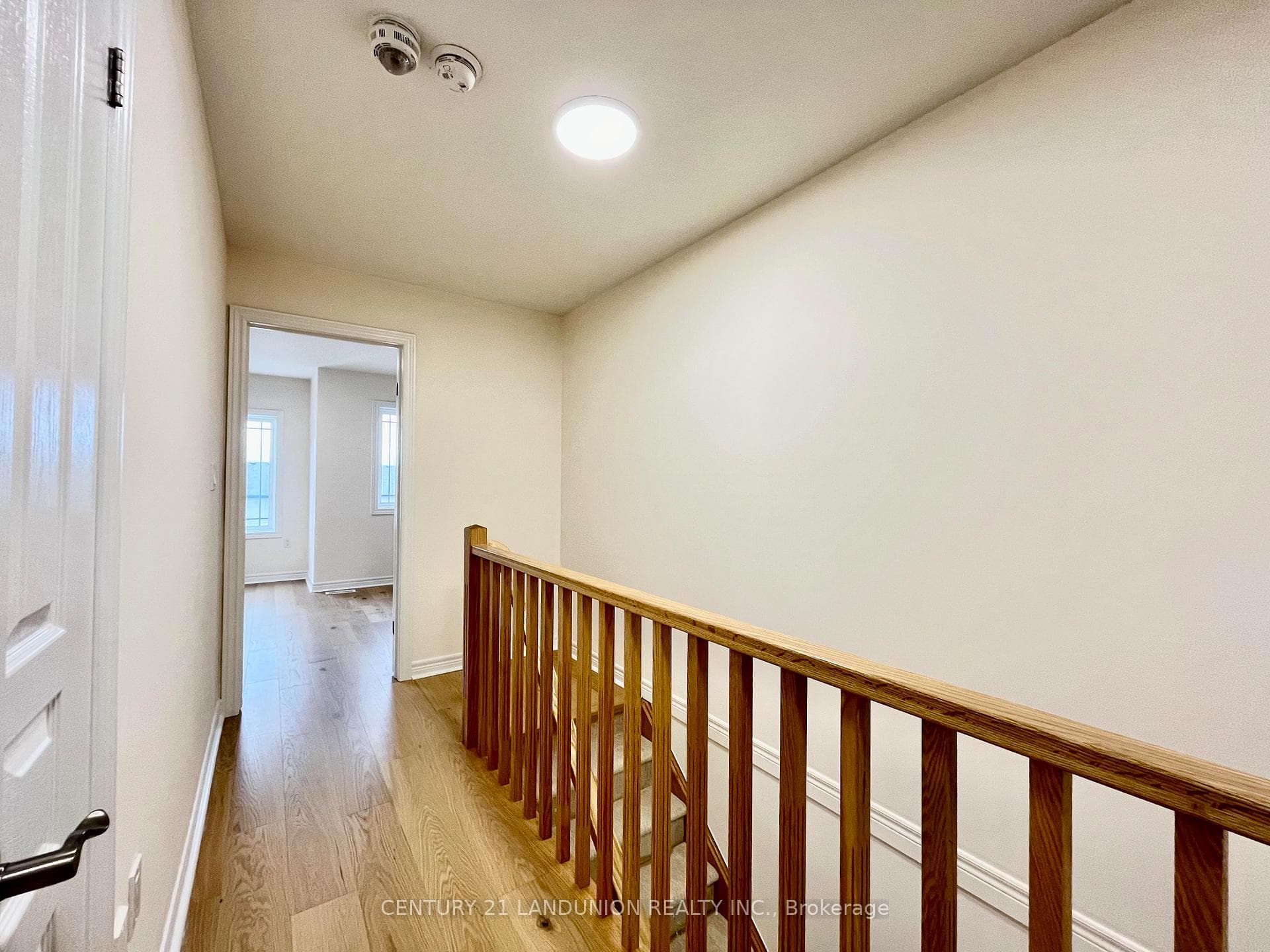 56 Bloom Crescent photo 14