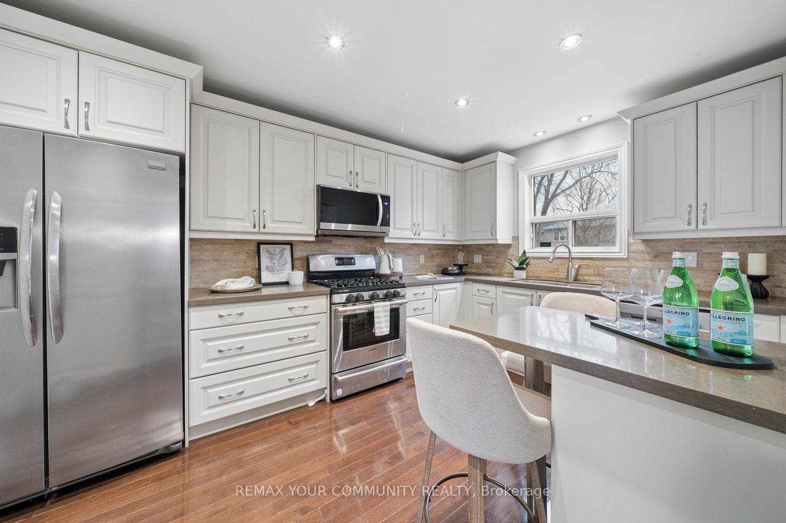 19 Newbury Lane photo 10