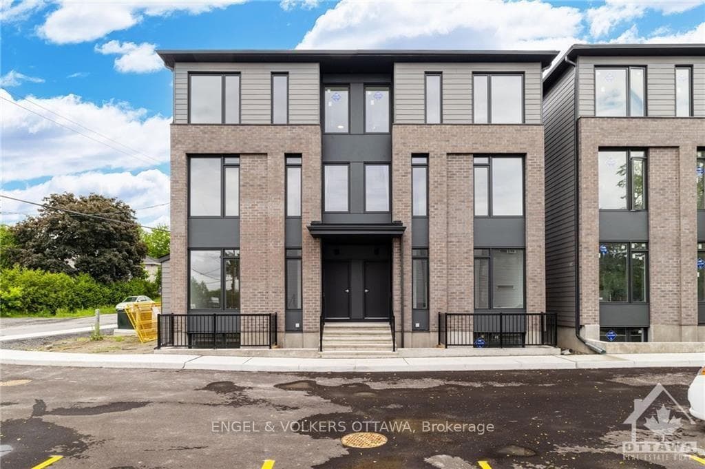 1260 MARENGER Street Unit D photo 1