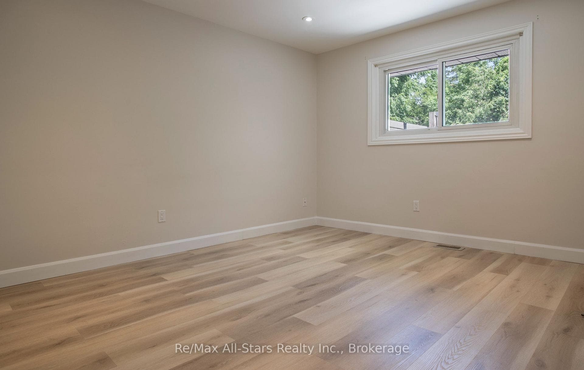 133 Rosa Street photo 14